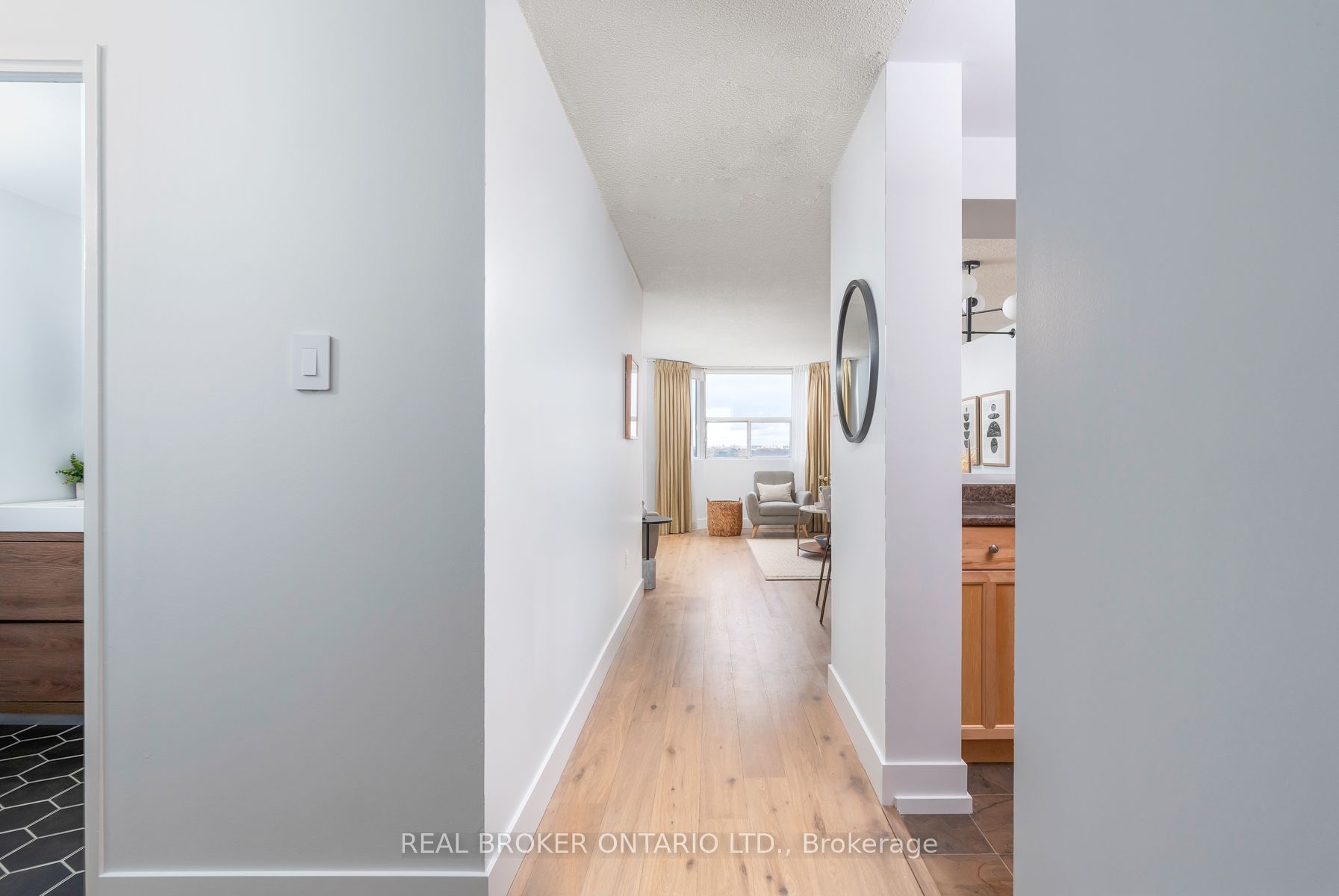 3845 Lake Shore Boulevard W 1601, Toronto, ON M8W 4Y3 photo 2