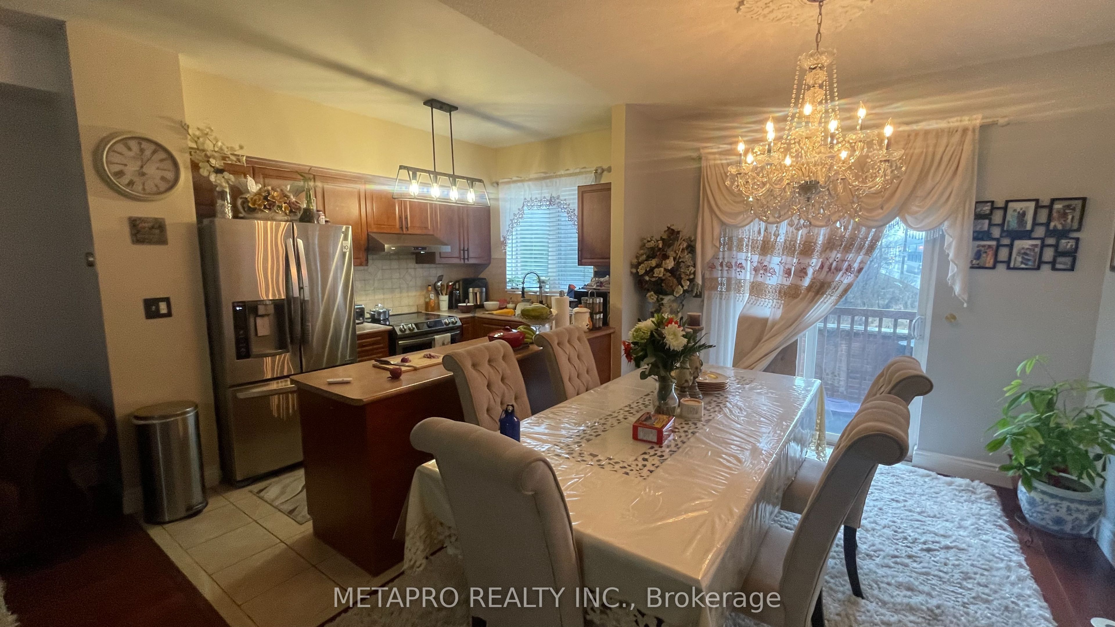 3061 Finch Avenue W 3rd Room in Unit 53, Toronto, ON M9M 0A7 photo 3