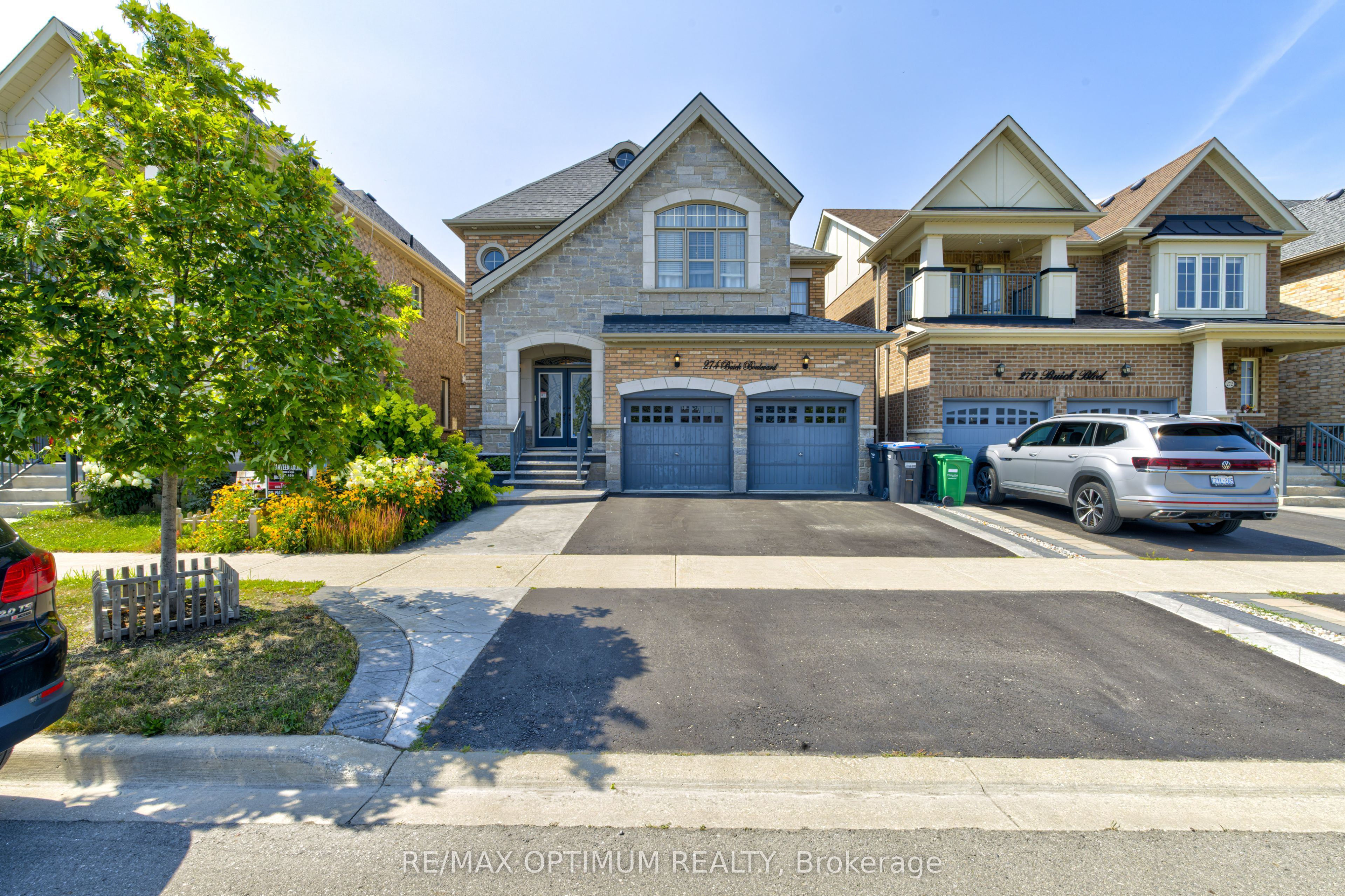274 Buick Boulevard, Brampton, ON L7A 4L8 photo 2