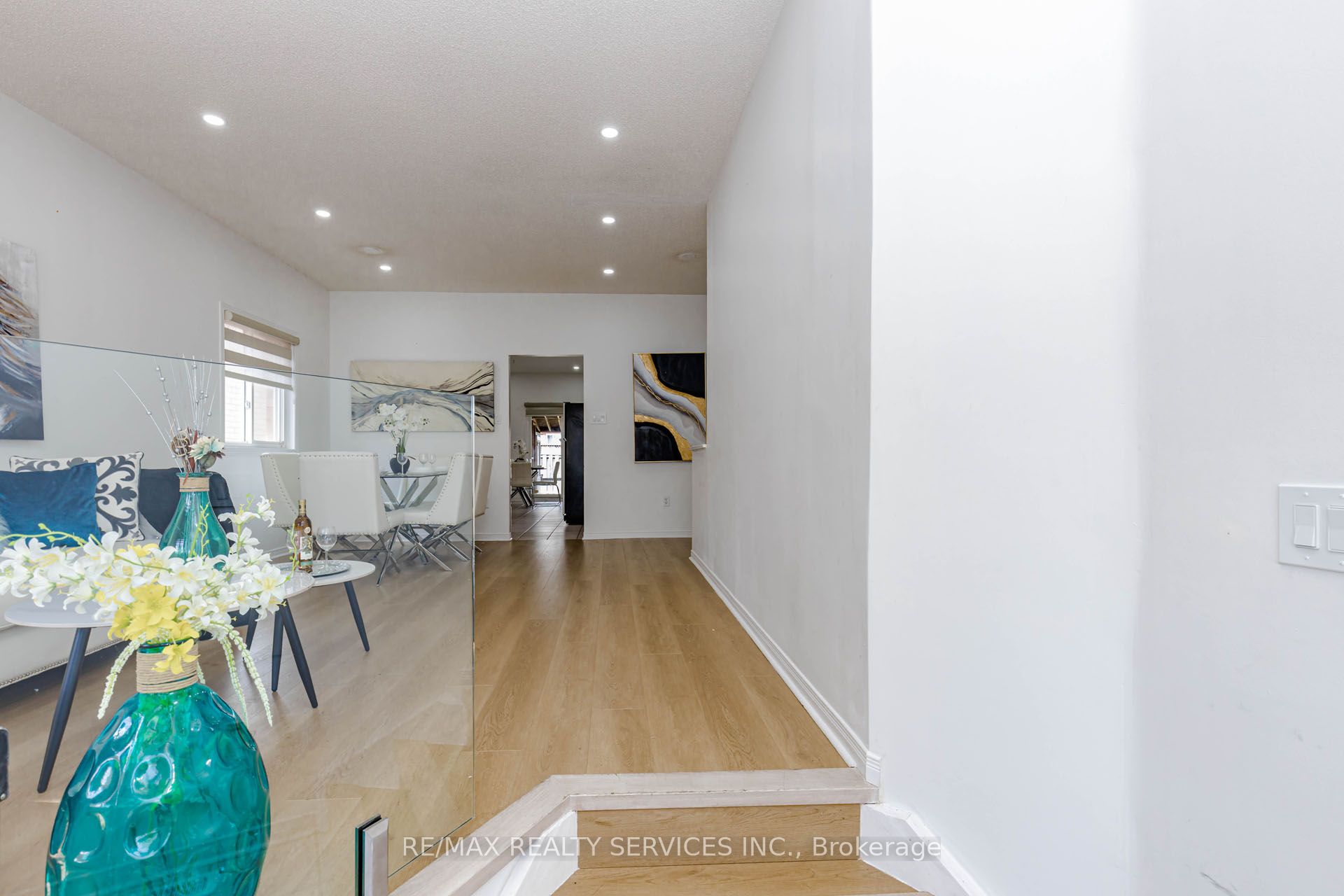 3 Orchid Drive, Brampton, ON L7A 1M4 photo 5