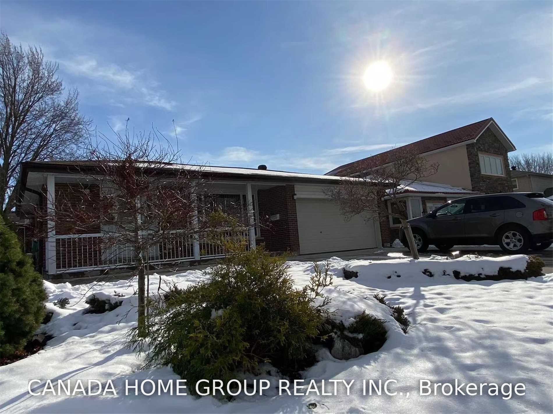 820 Forestwood Drive Upper, Mississauga, ON L5C 1G7