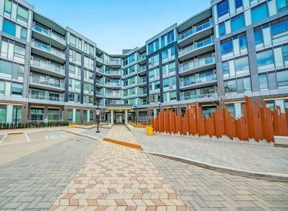 2501 Saw Whet Boulevard 233, Oakville, ON L6M 5N2 photo 2