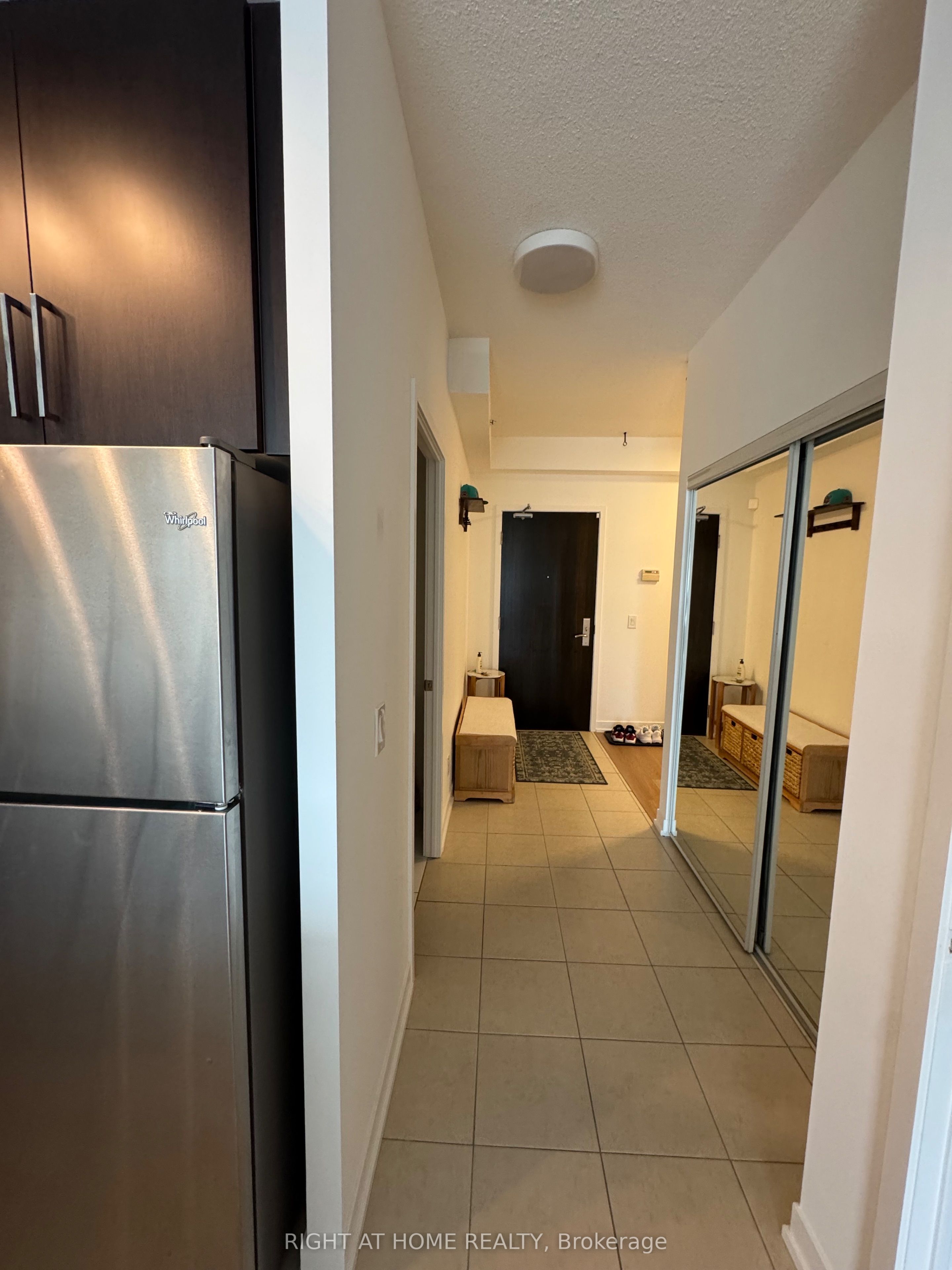 840 Queens Plate Drive 1110, Toronto, ON M9W 0E7