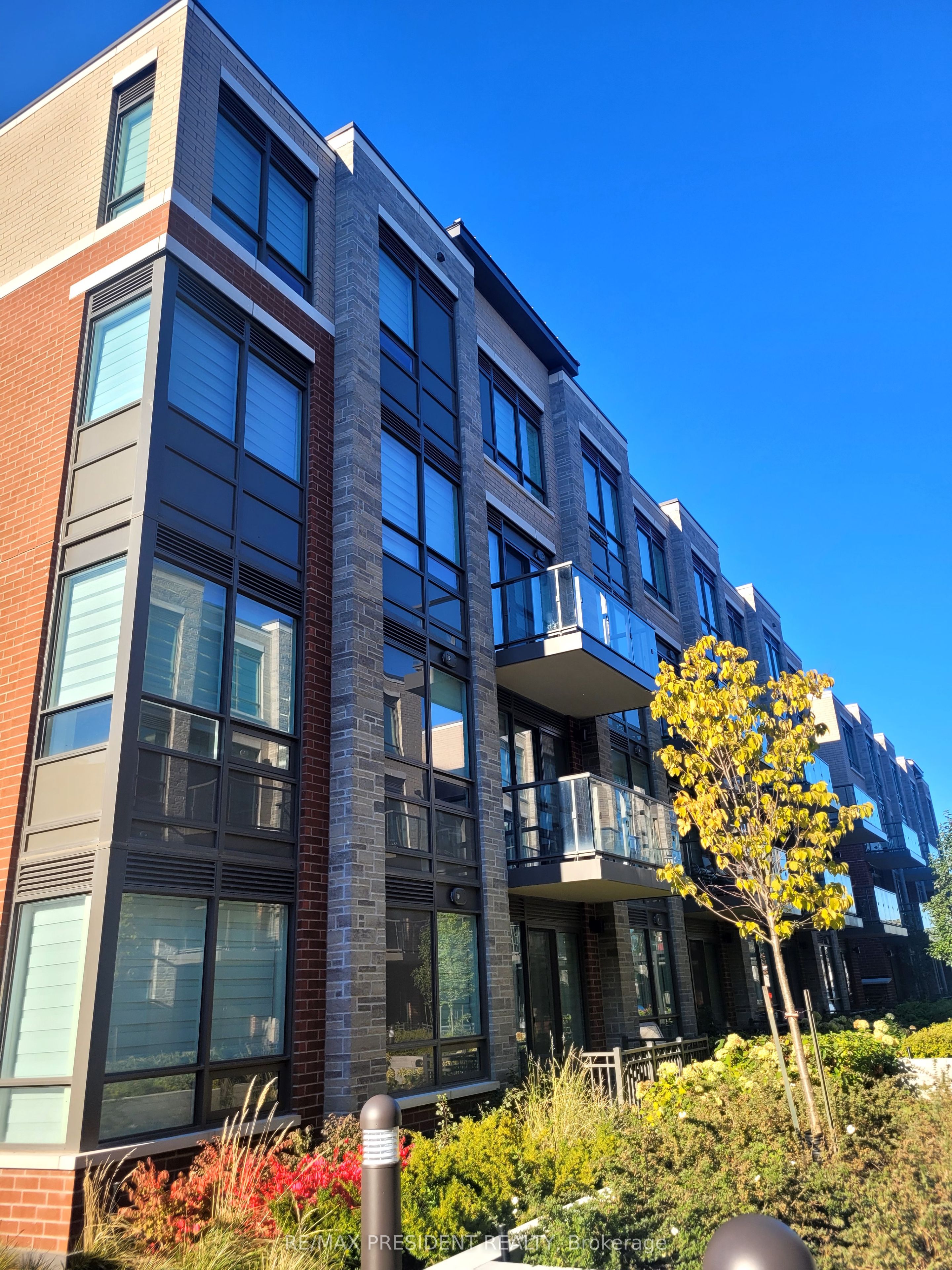 85 Attmar Drive 230, Brampton, ON L6P 0Y6