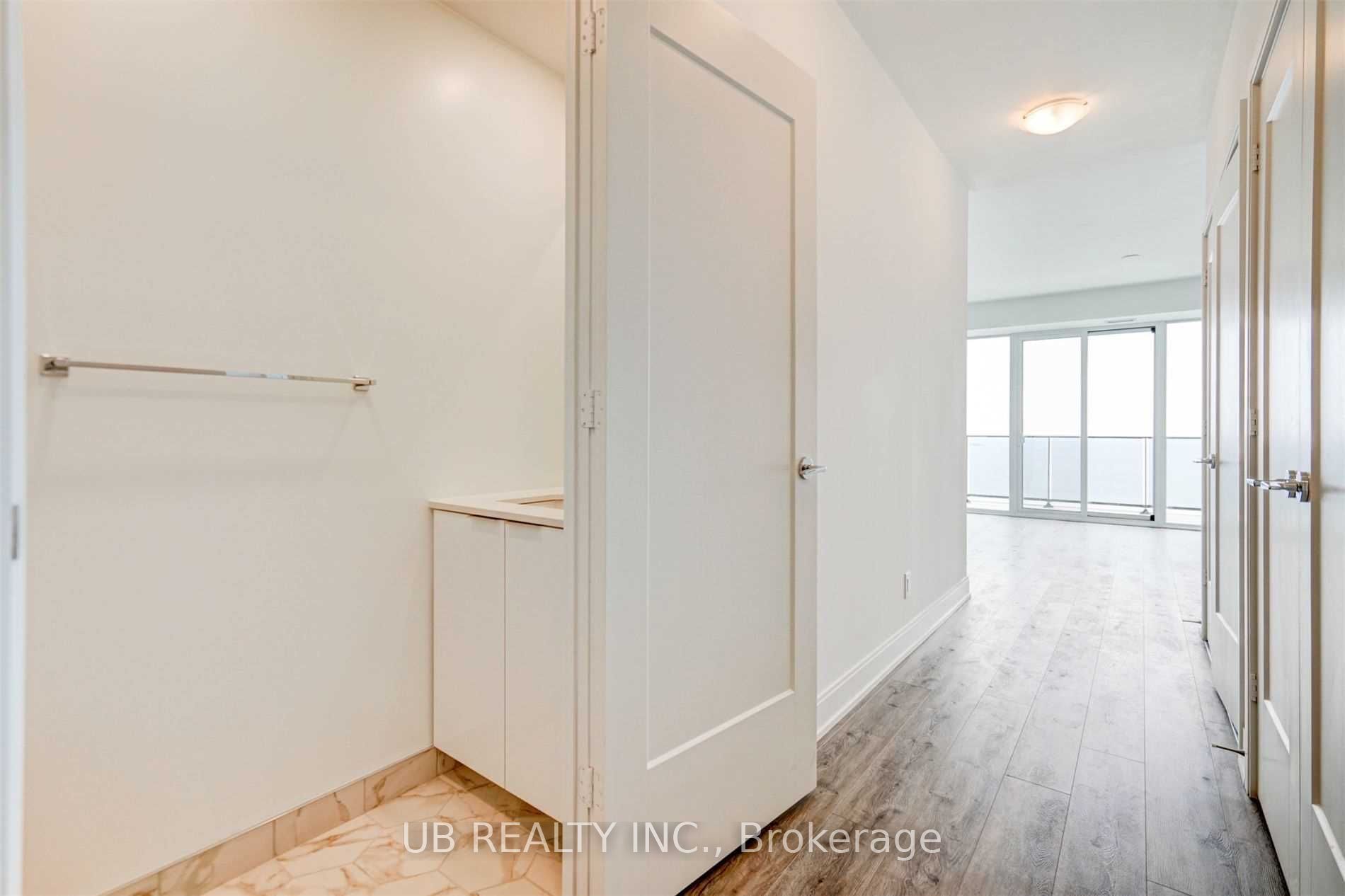 70 Annie Craig Drive 5005, Toronto, ON M8V 0C4 photo 5