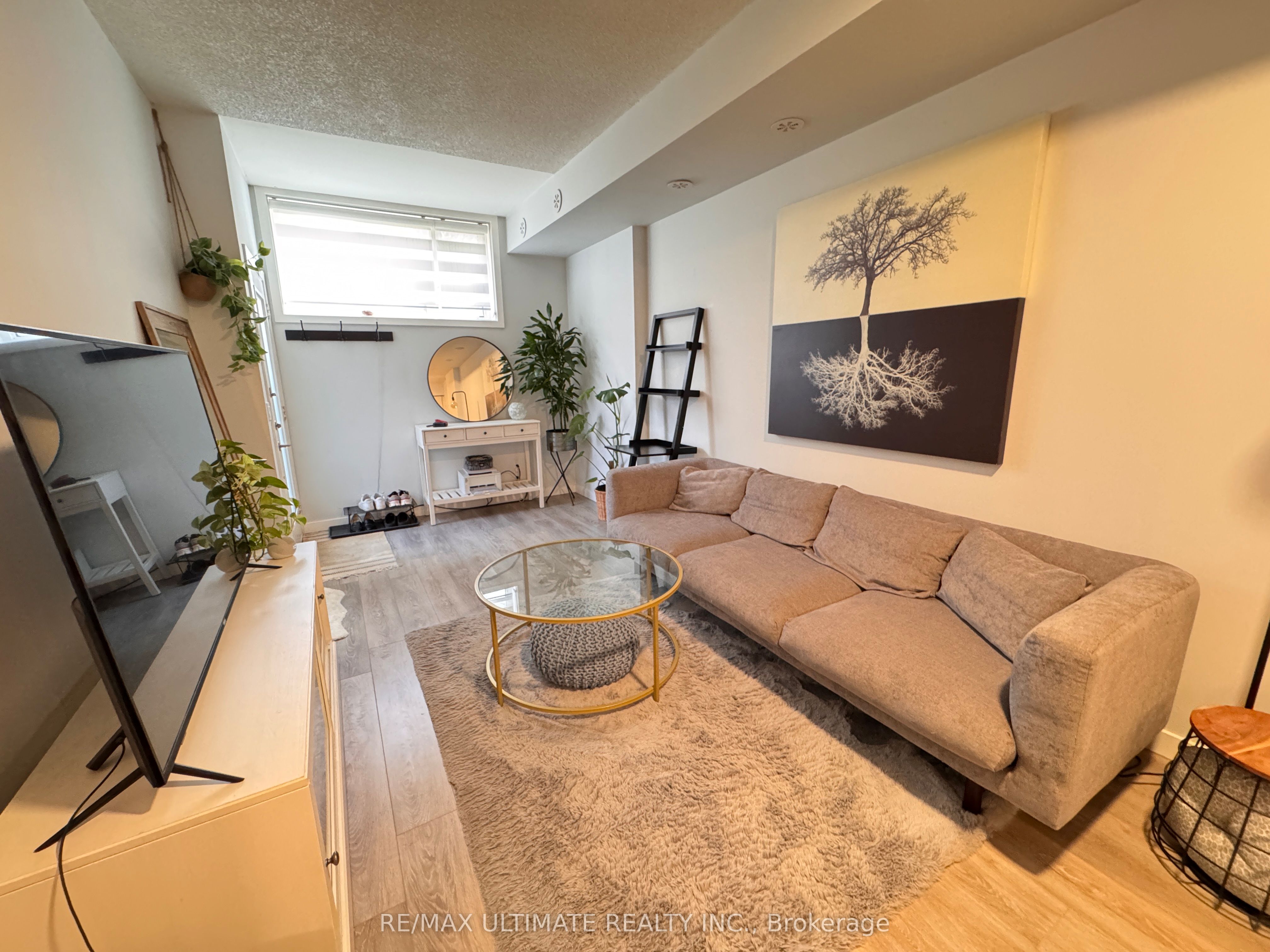 1135 Cooke Boulevard 113, Burlington, ON L7T 0C3 photo 3