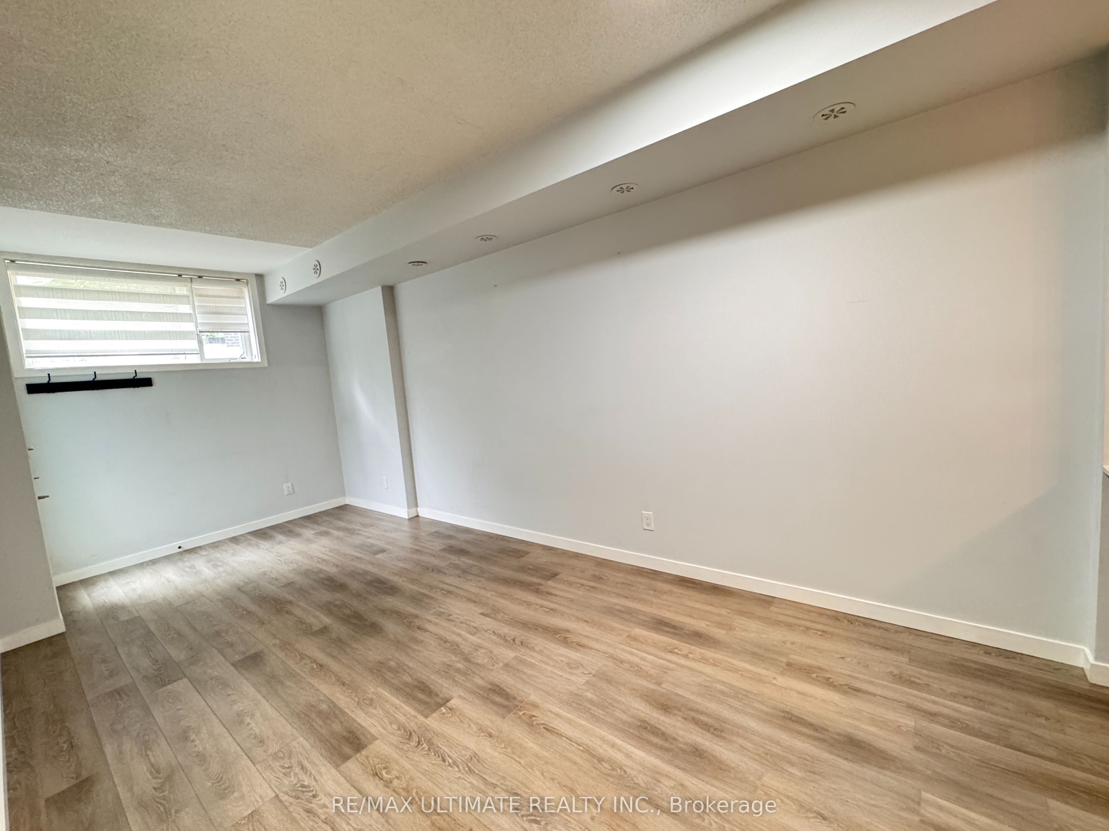1135 Cooke Boulevard 113, Burlington, ON L7T 0C3 photo 5