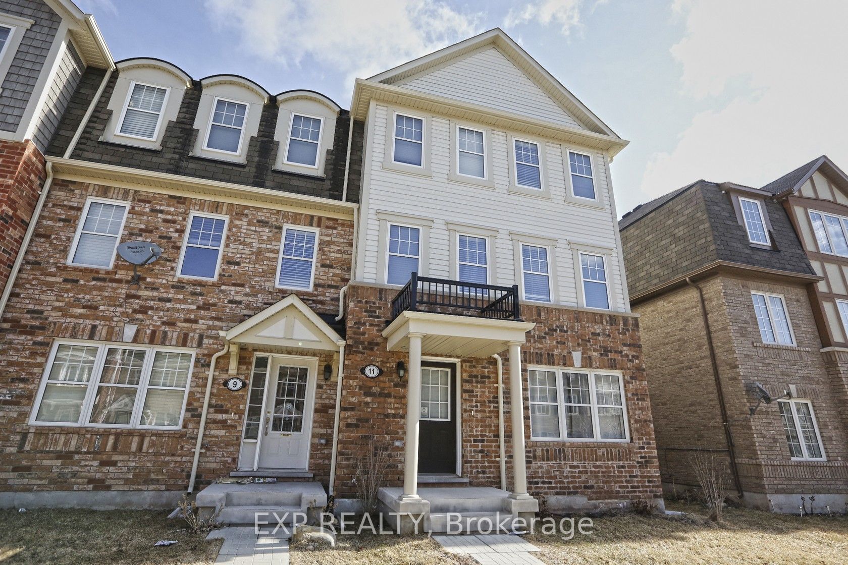 11 Crossbill Road, Brampton, ON L7A 0S5