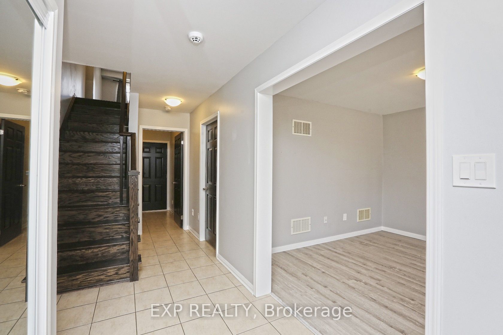 11 Crossbill Road, Brampton, ON L7A 0S5 photo 4