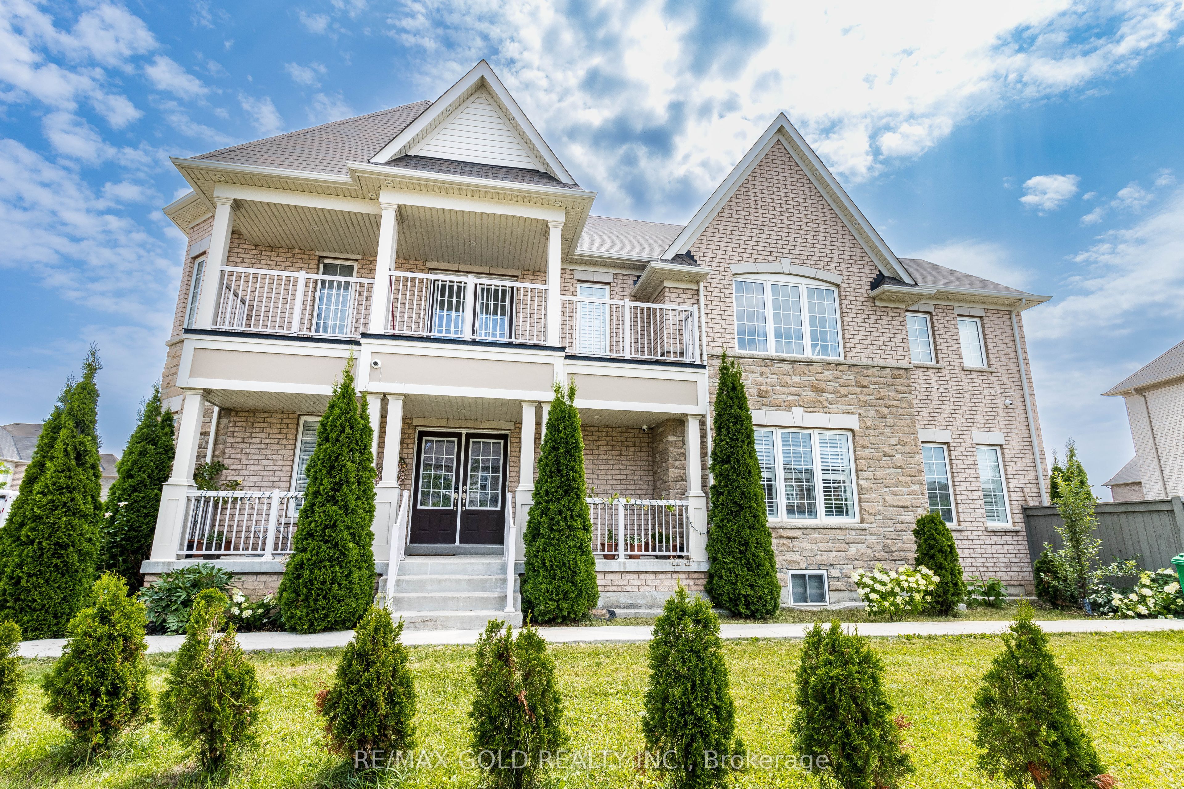 110 Banbridge Crescent, Brampton, ON L6X 5M2 photo 2