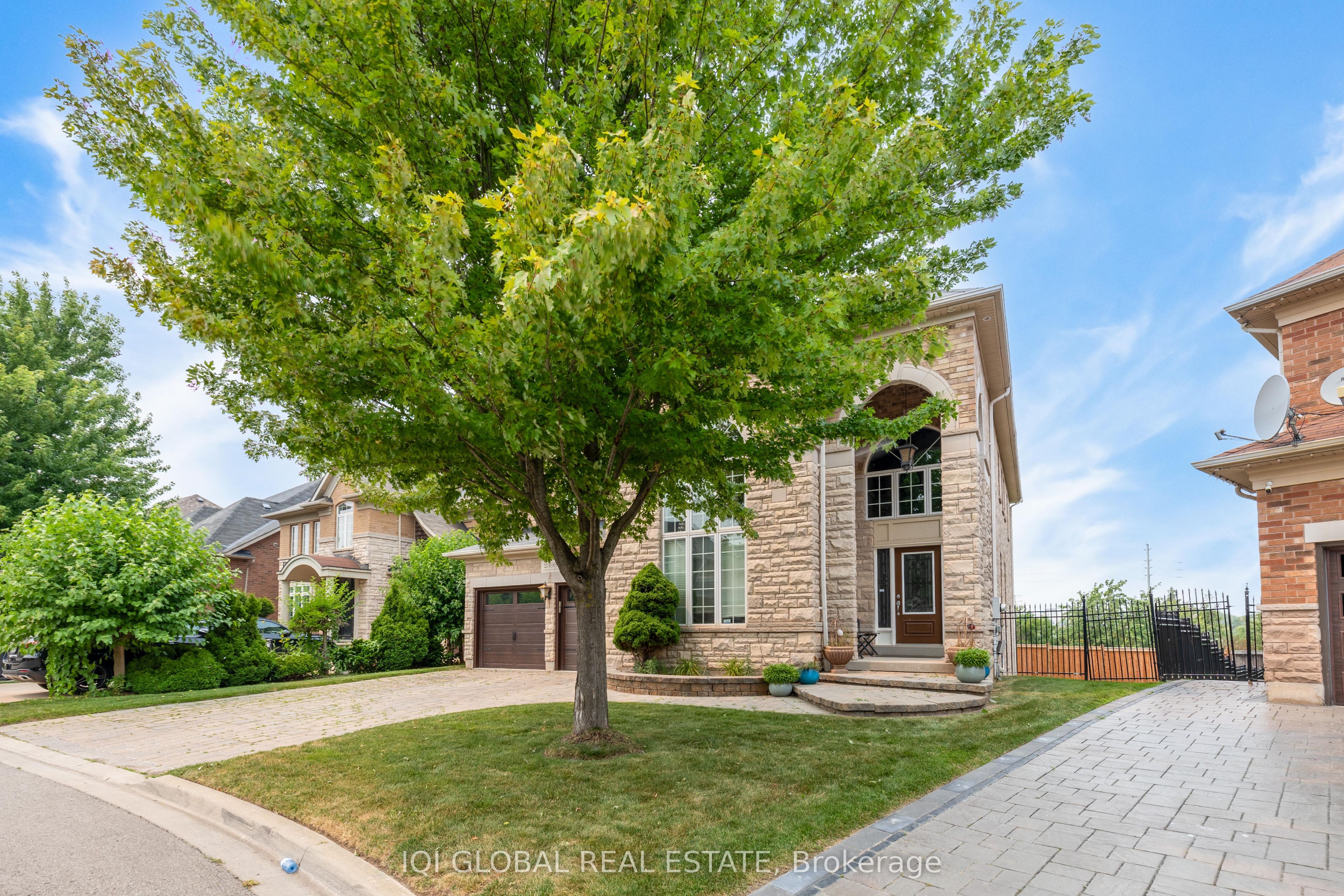 2395 Lyndhurst Drive, Oakville, ON L6H 7V7 photo 5