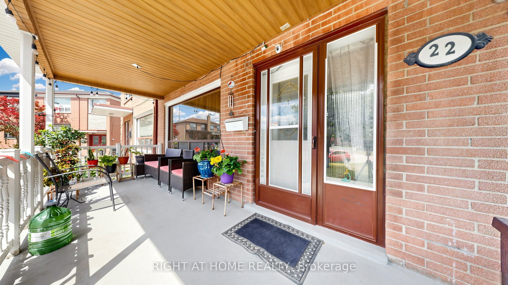 22 Brigham Court, Toronto, ON M9W 1T8 photo 2