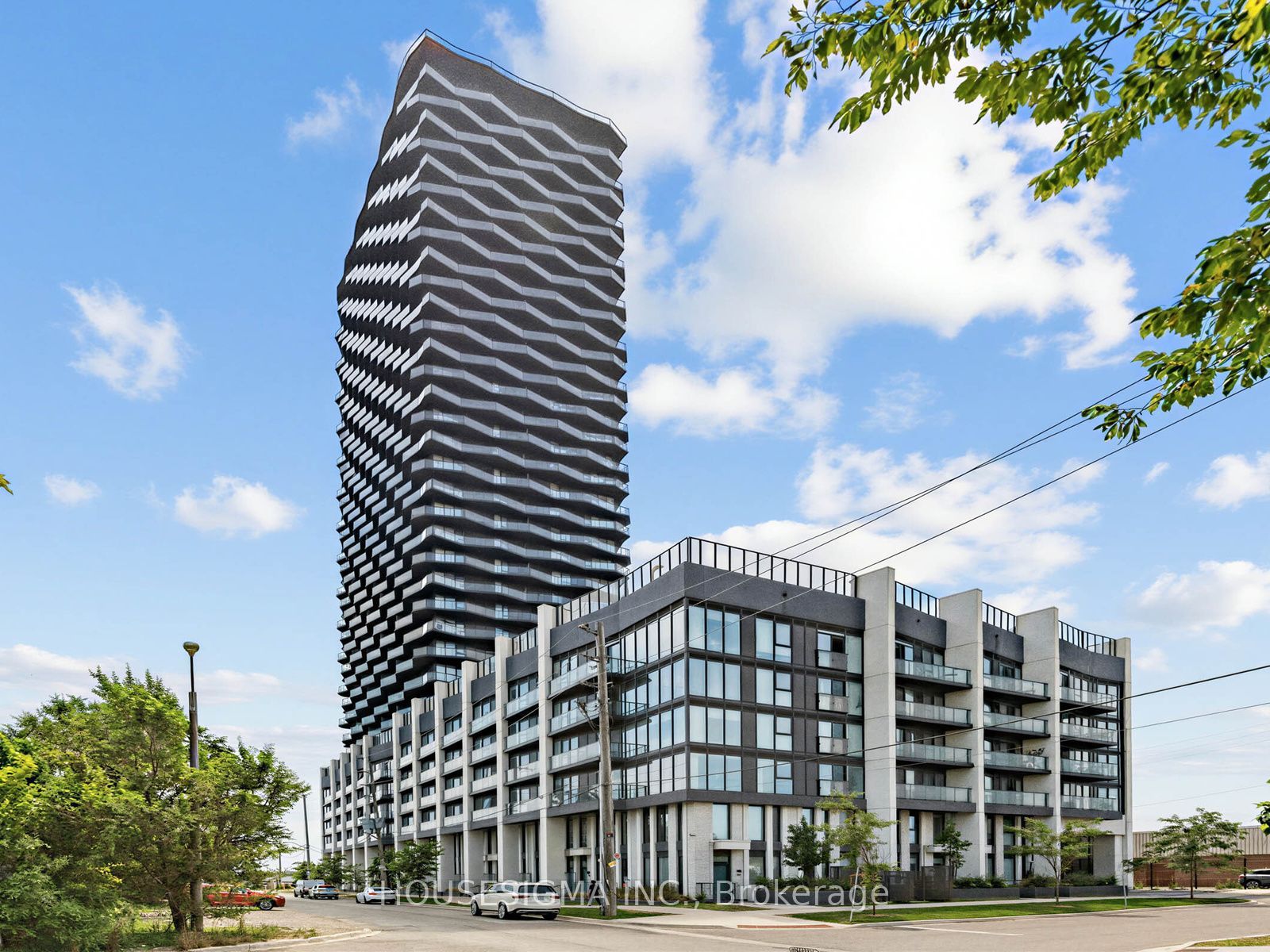 36 Zorra Street 1907, Toronto, ON M8Z 0G5