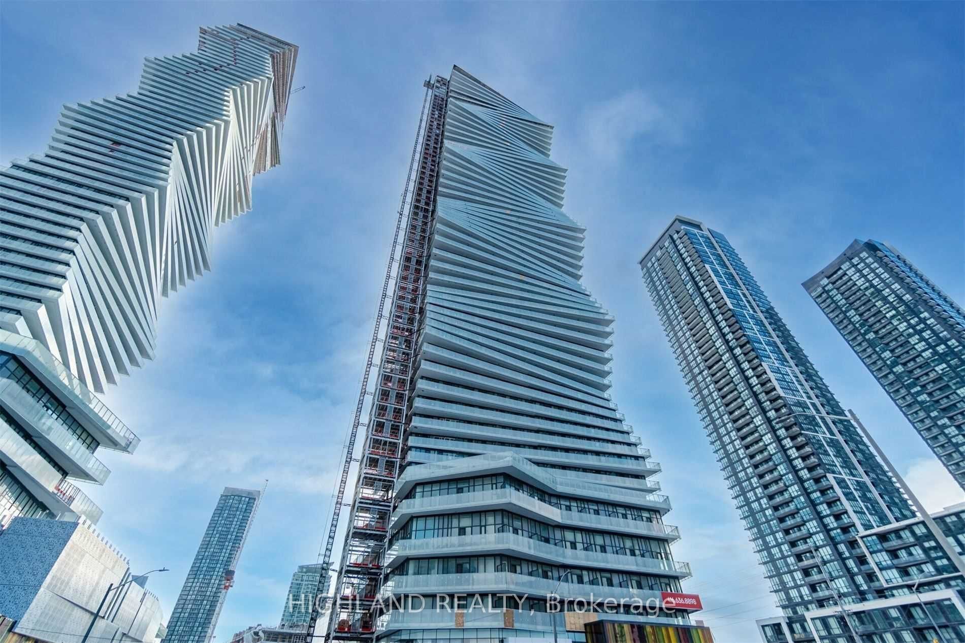 3900 Confederation Parkway 5502, Mississauga, ON L5B 0M3