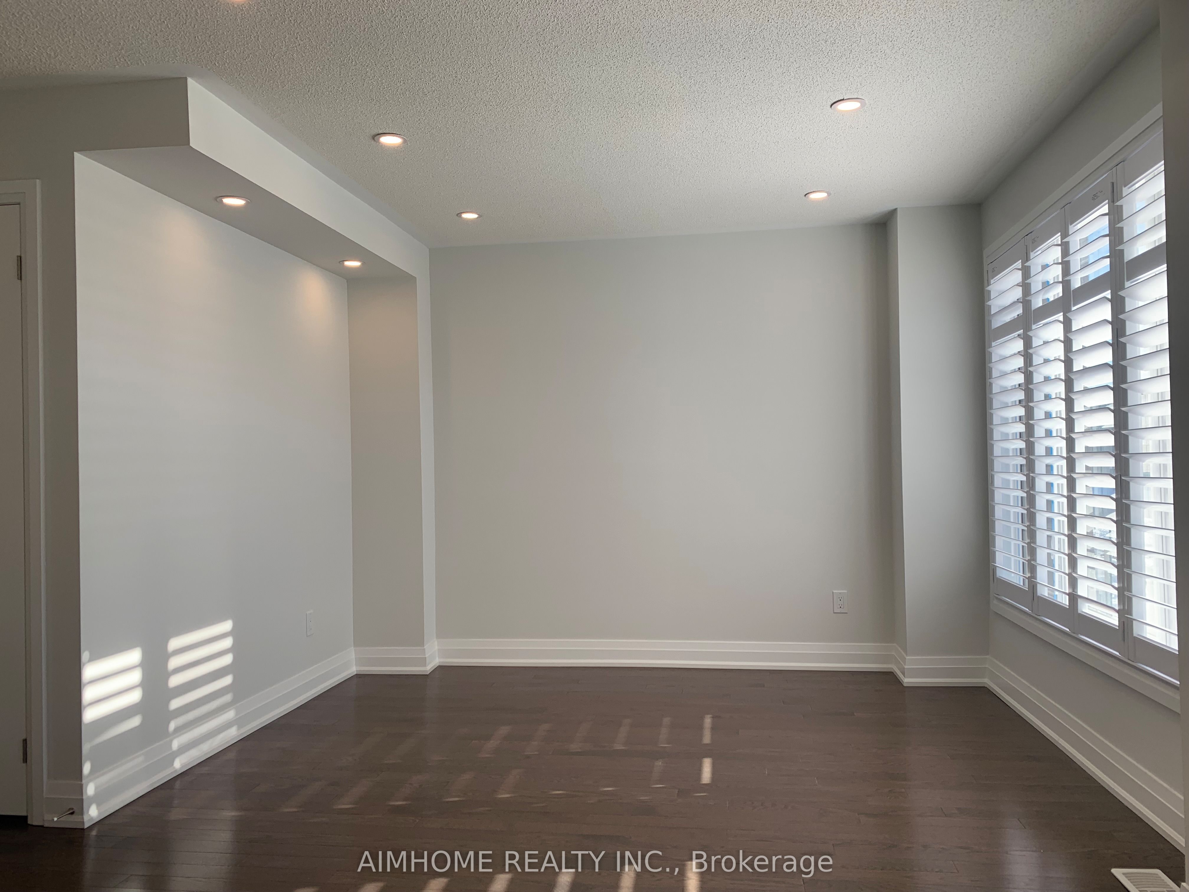 12 Summerbeam Way, Brampton, ON L6Y 6K5 photo 3