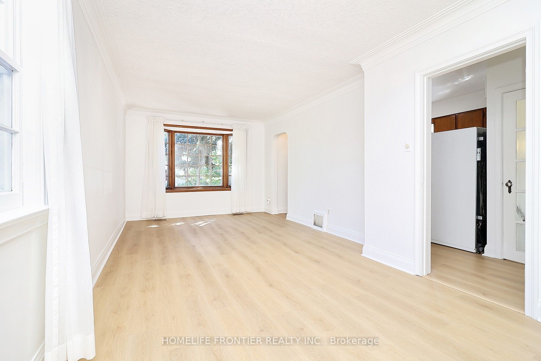 132 Wesley Street, Toronto, ON M8Y 2X1 photo 3