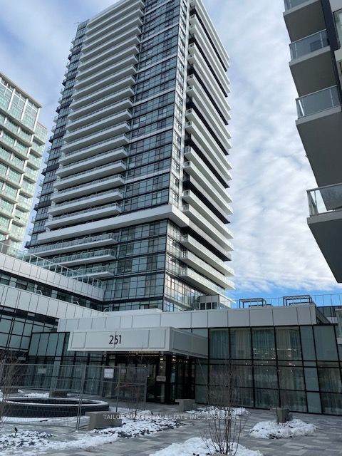 251 Manitoba Street 312, Toronto, ON M8Y 0C7