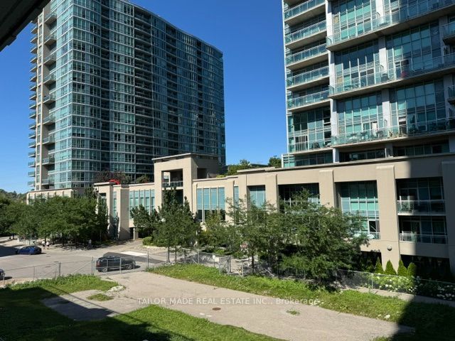 251 Manitoba Street 312, Toronto, ON M8Y 0C7 photo 5