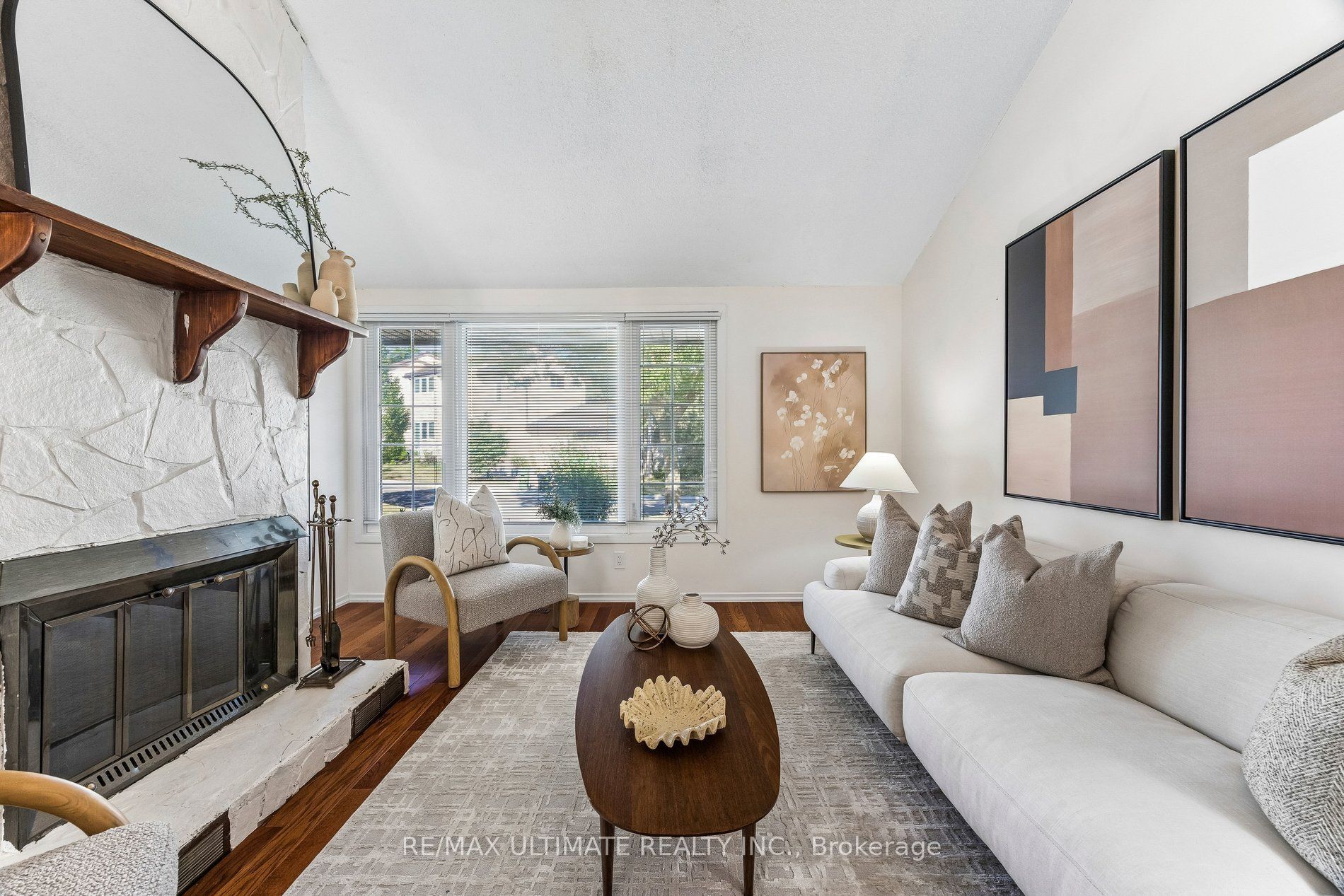 7 Pumfrey Crescent, Toronto, ON M9V 4L5 photo 5
