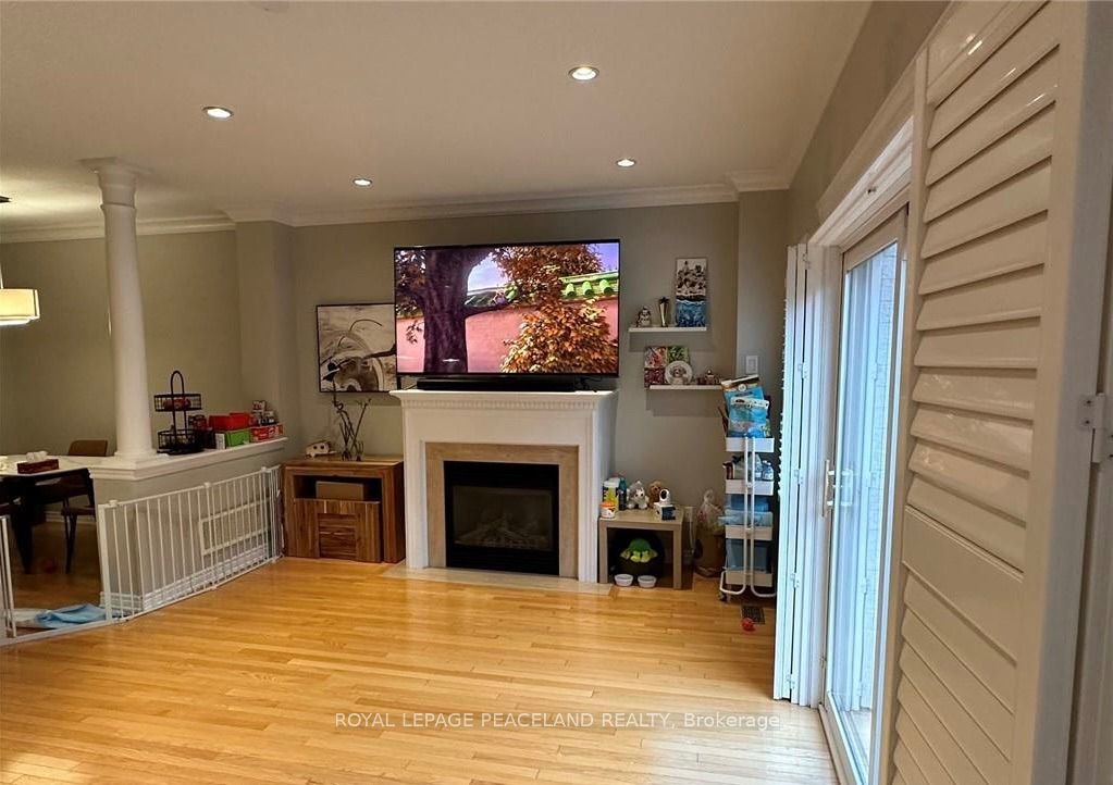 2396 Wasaga Drive, Oakville, ON L6H 0B8 photo 3