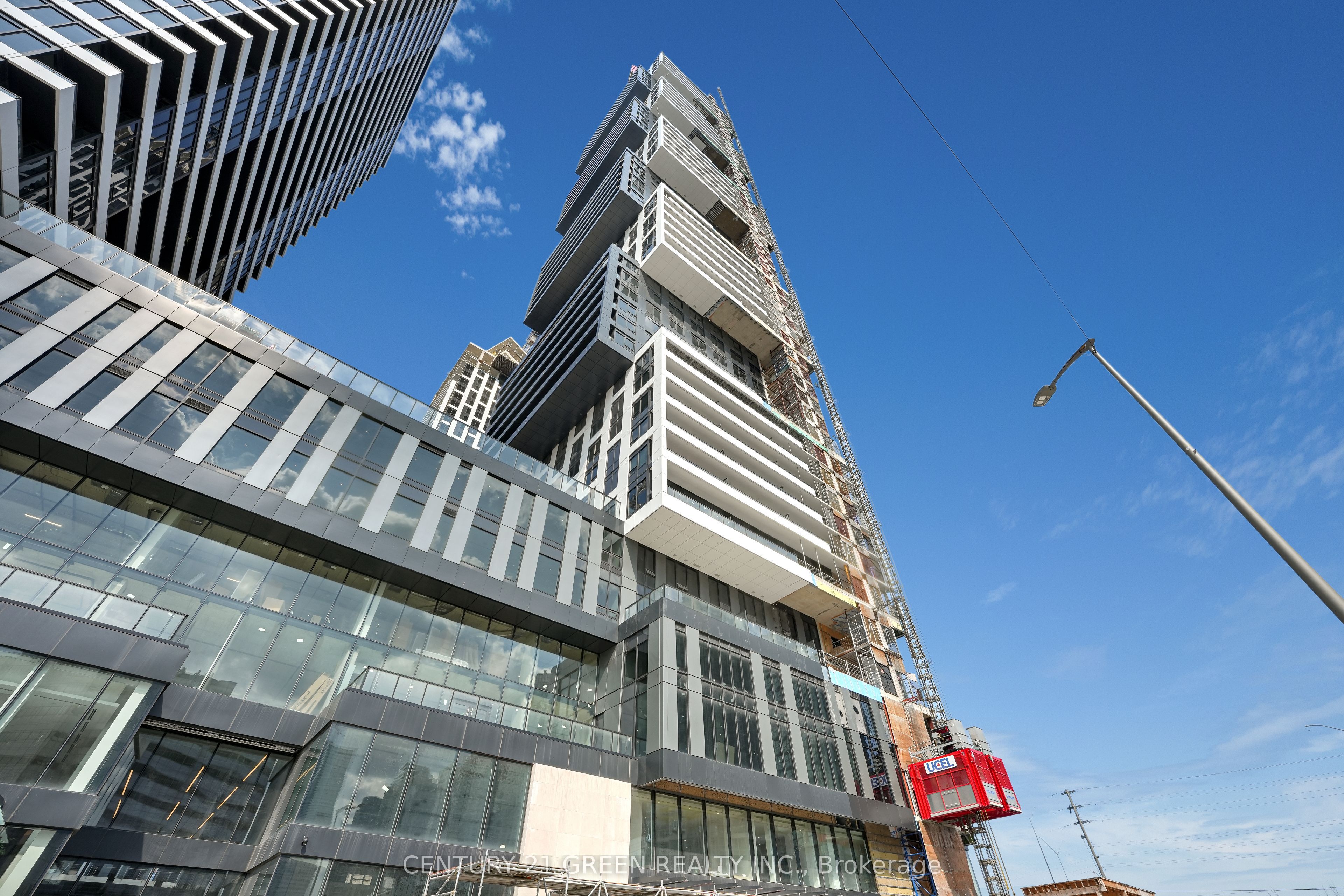 4015 The Exchange 1403, Mississauga, ON L5B 0N9