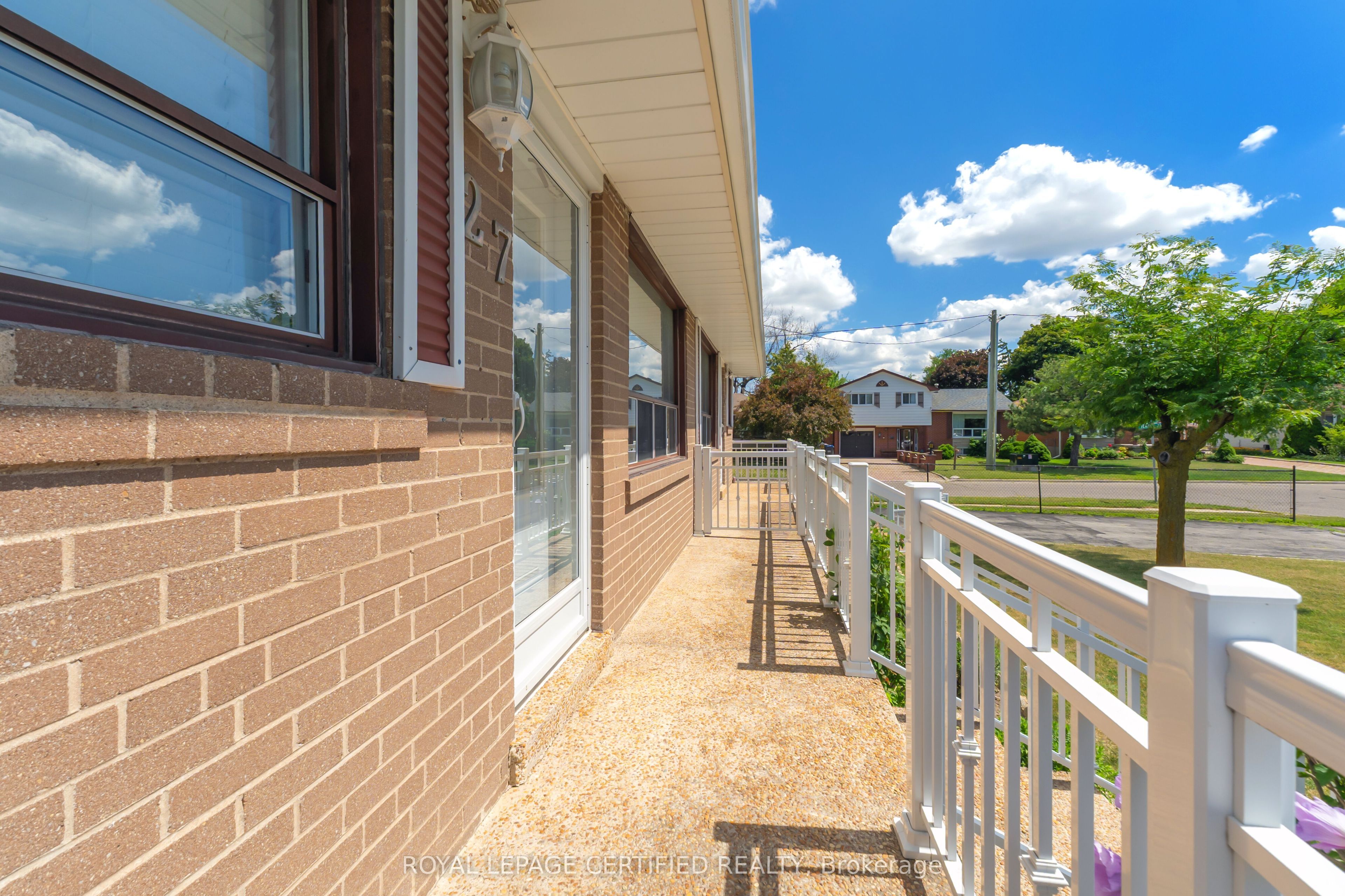 27 Milner Road, Brampton, ON L6W 3A7 photo 5