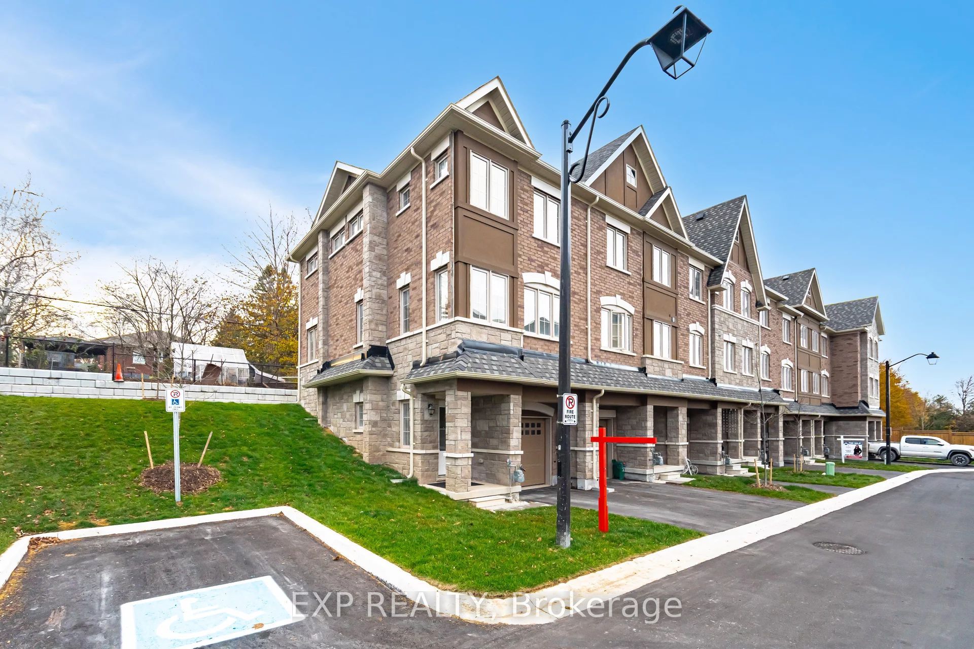 68 First Street 24, Orangeville, ON L9W 2E4