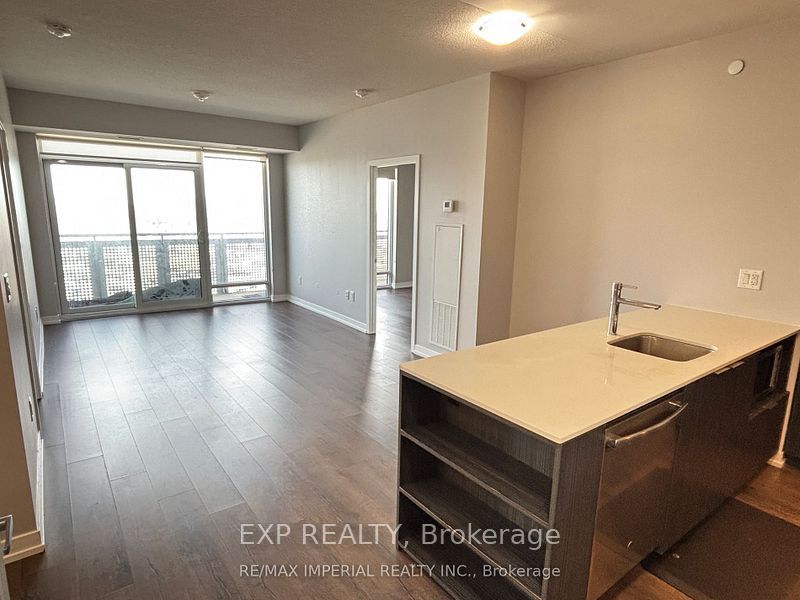 2520 Eglinton Avenue W 1212, Mississauga, ON L5M 0Y4 photo 5