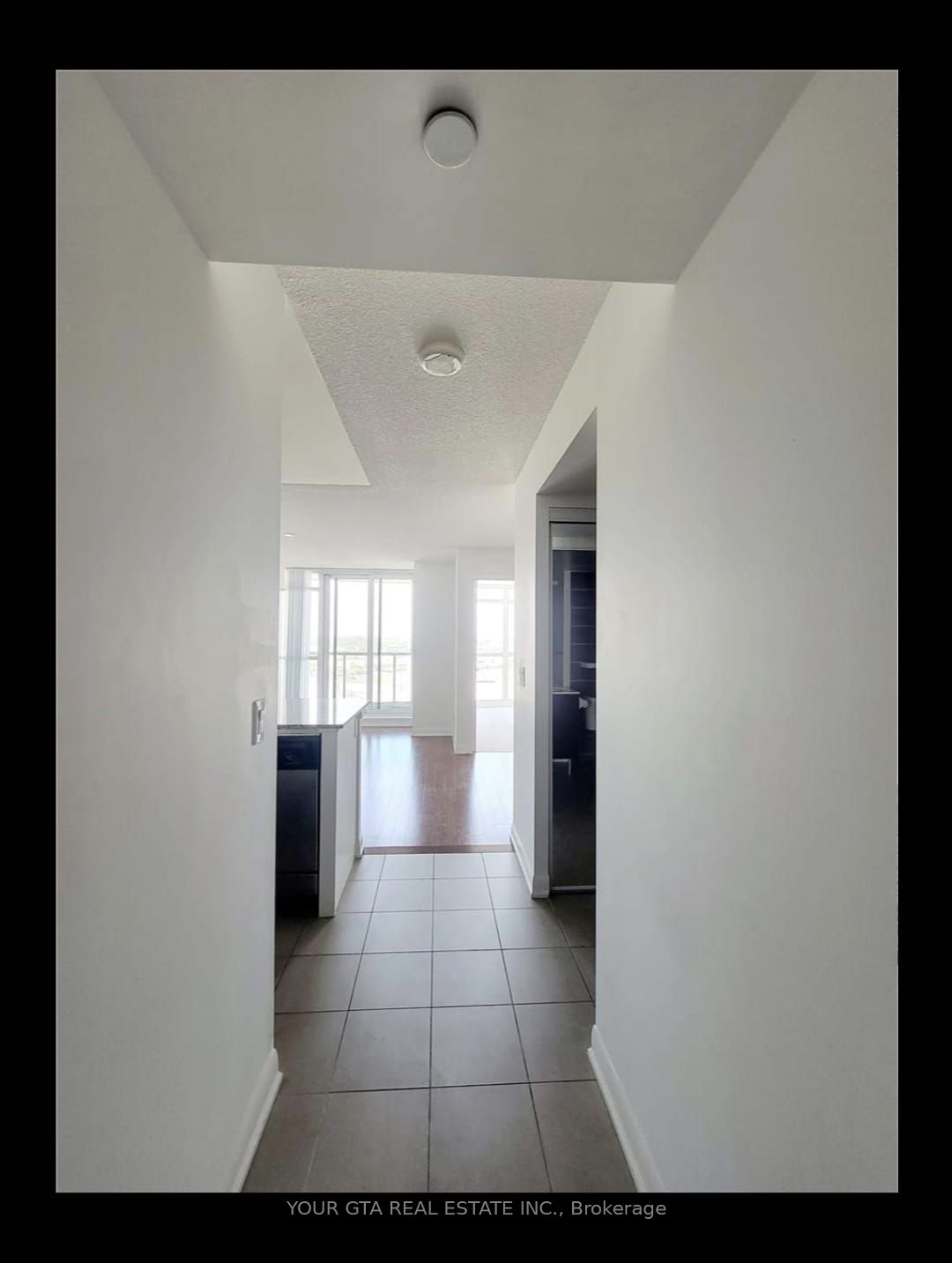 205 Sherway Gardens Road 1703, Toronto, ON M9C 0A5 photo 2