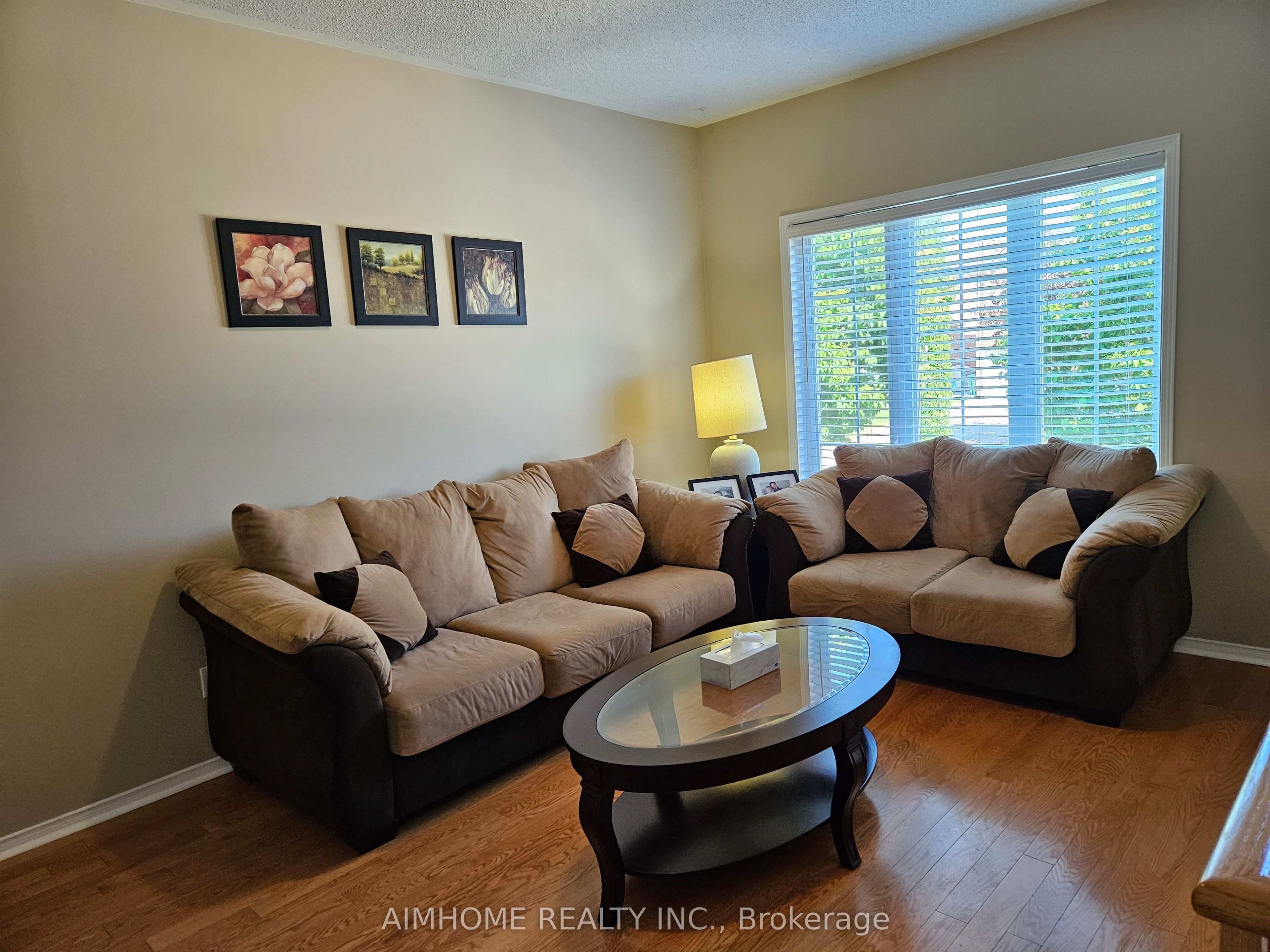 3227 Scotch Pine Gate, Mississauga, ON L5N 8E6 photo 4