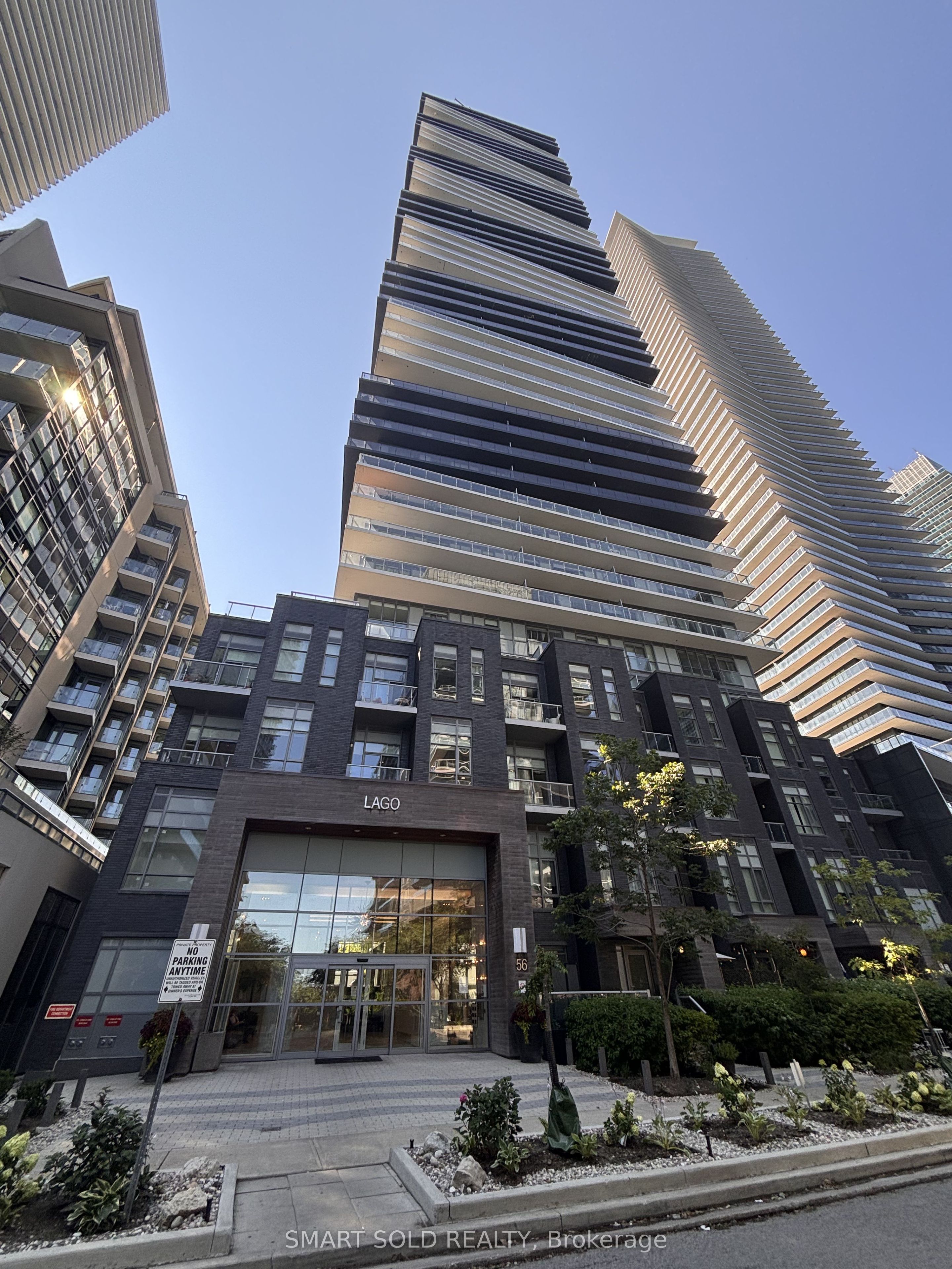 56 Annie Craig Drive 2005, Toronto, ON M8V 0C5 photo 3