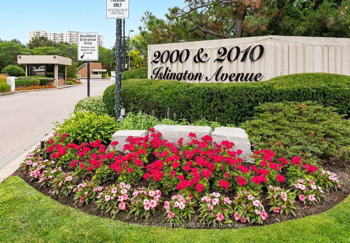2000 Islington Avenue 1912, Toronto, ON M9P 3S7 photo 2