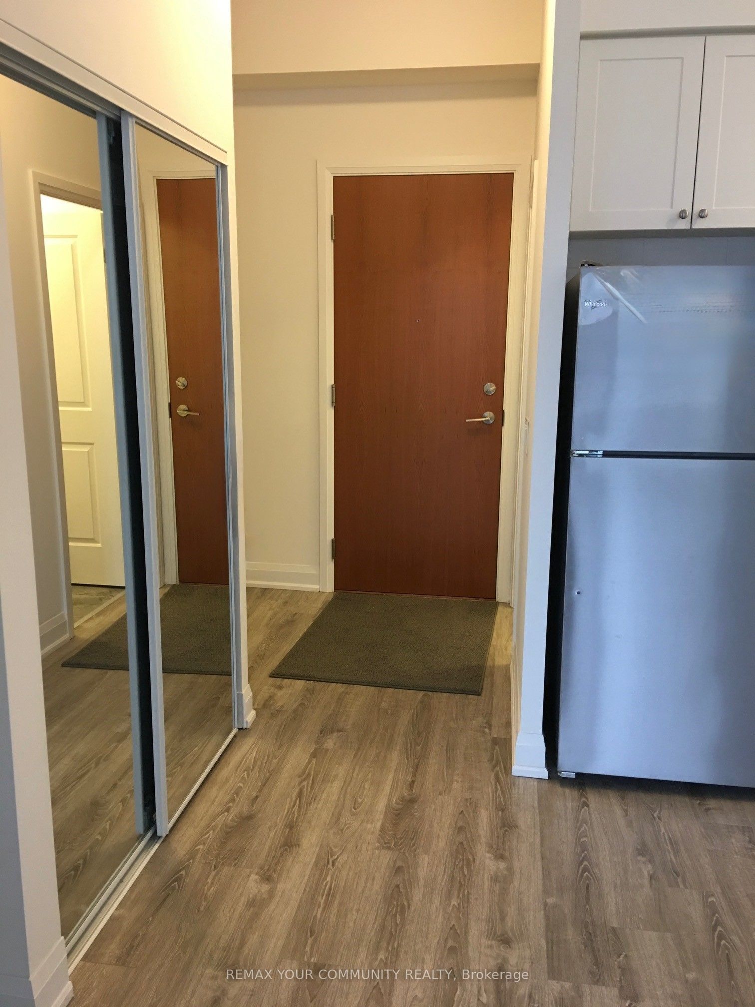 2800 Keele Street 216, Toronto, ON M3M 0B8 photo 4