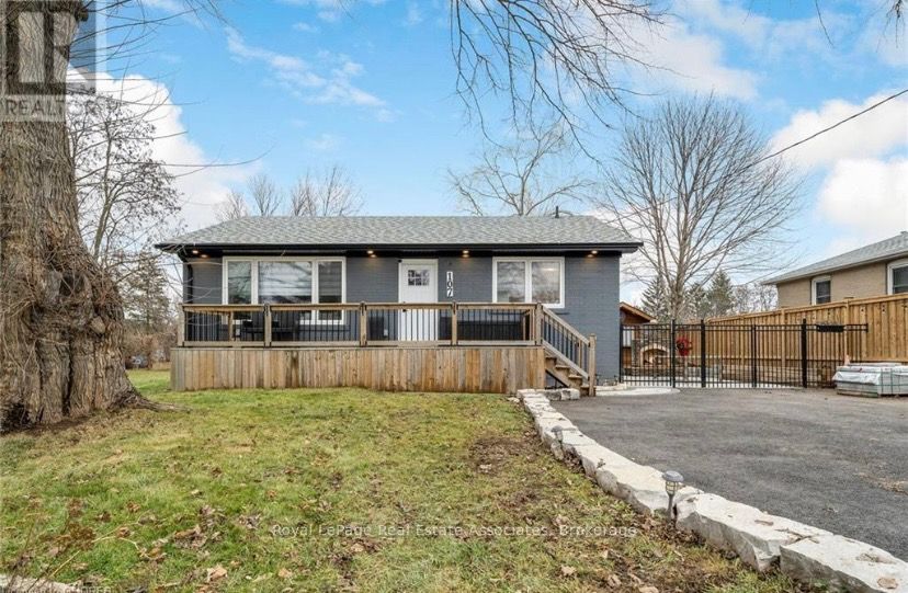 107 Main Street N, Halton Hills, ON L7G 3H5