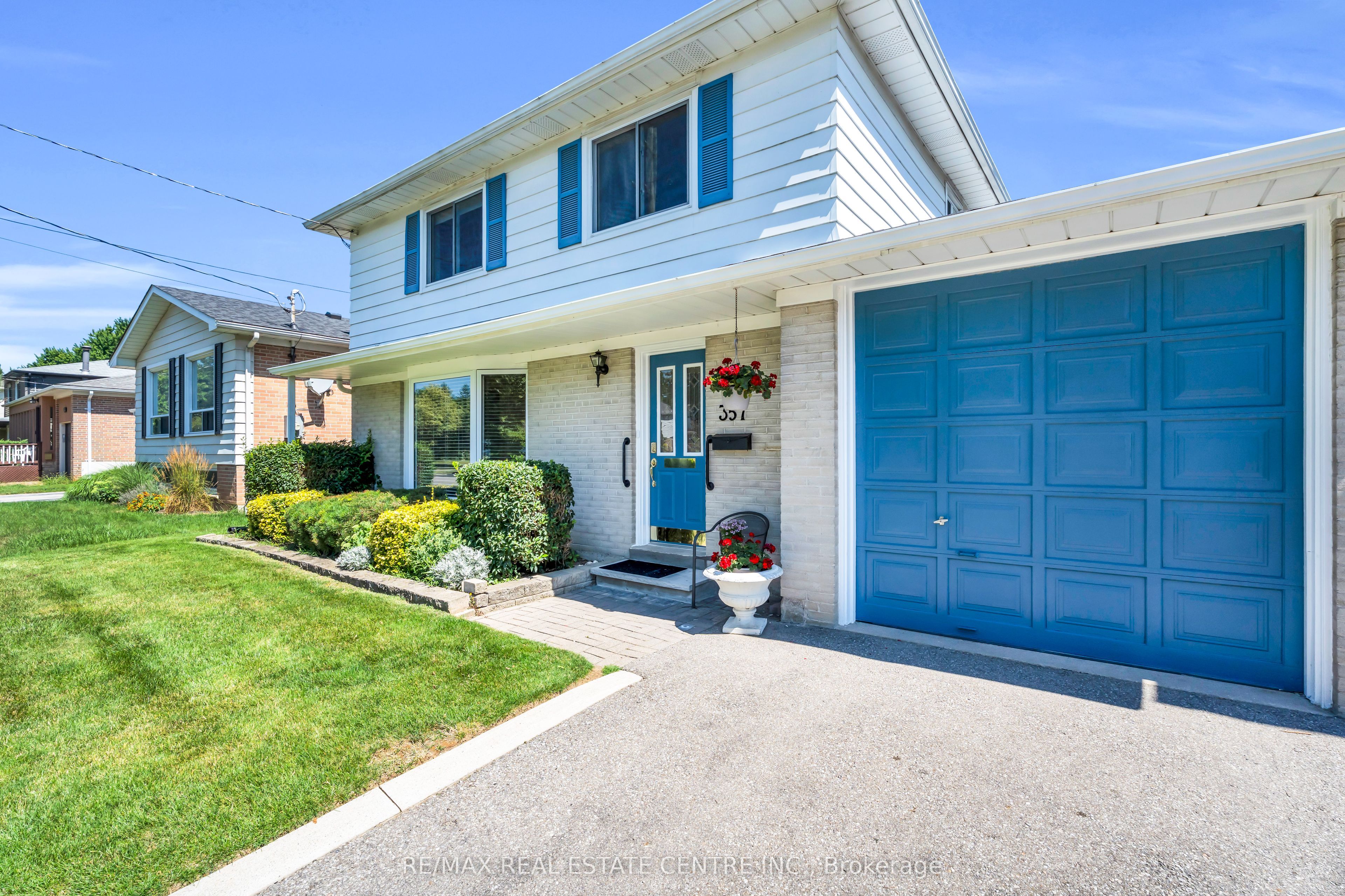 357 Delrex Boulevard, Halton Hills, ON L7G 4H6 photo 3