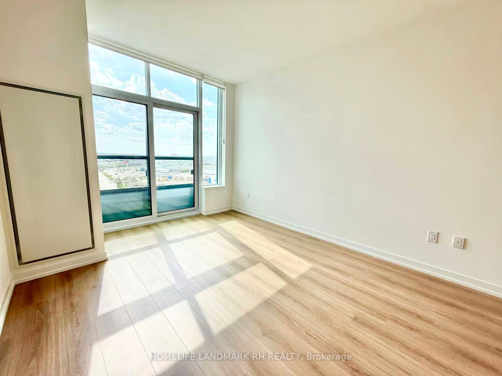 2485 Eglinton Avenue W 1519, Mississauga, ON L5M 2T1 photo 4