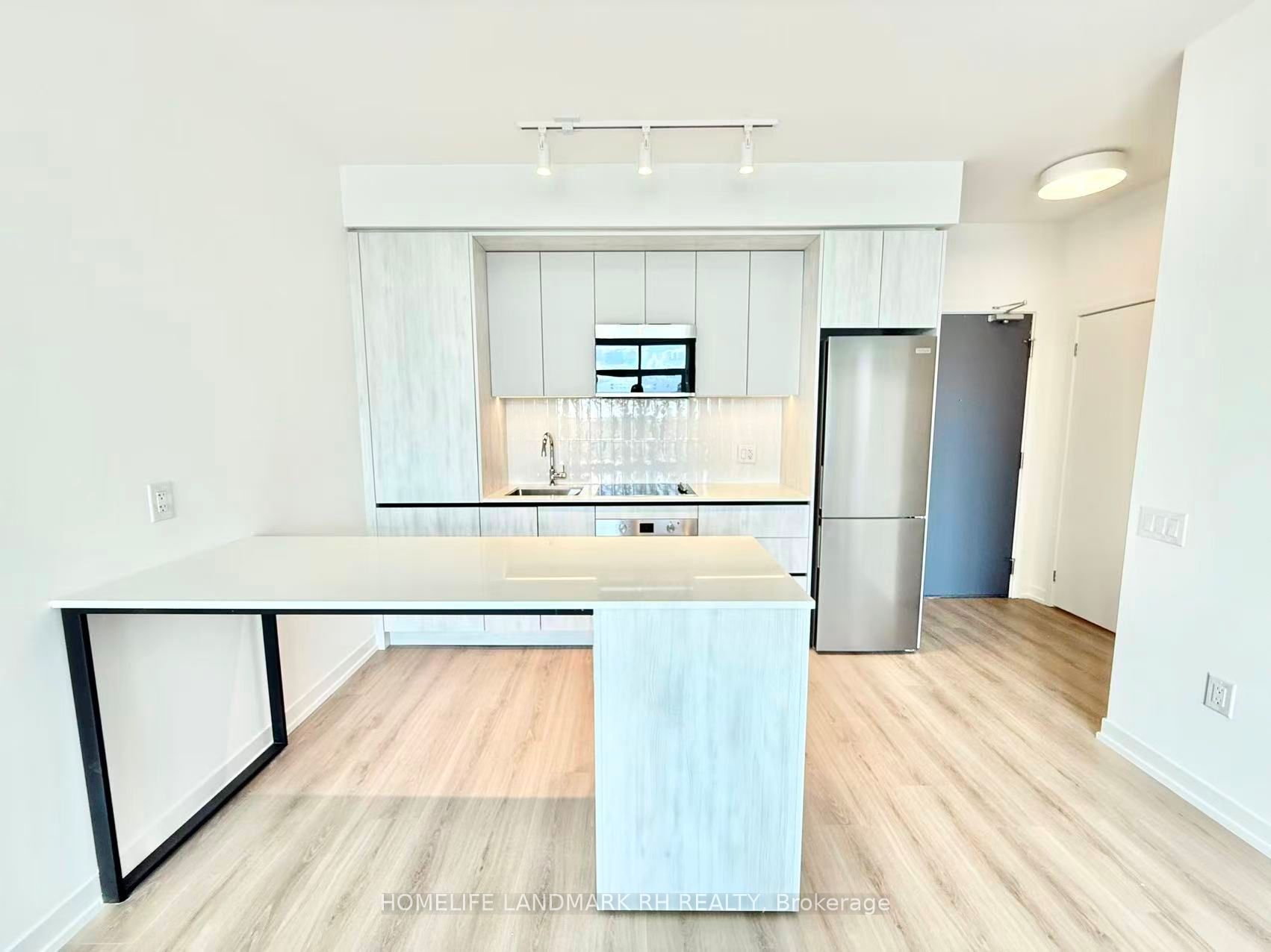 2485 Eglinton Avenue W 1519, Mississauga, ON L5M 2T1 photo 5