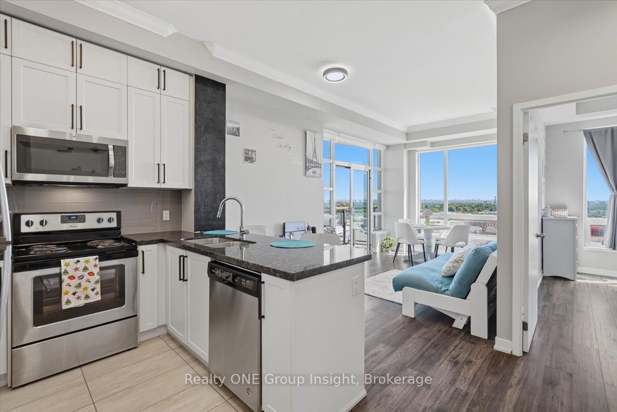 840 Queens Plate Drive 1009, Toronto, ON M9W 0E7