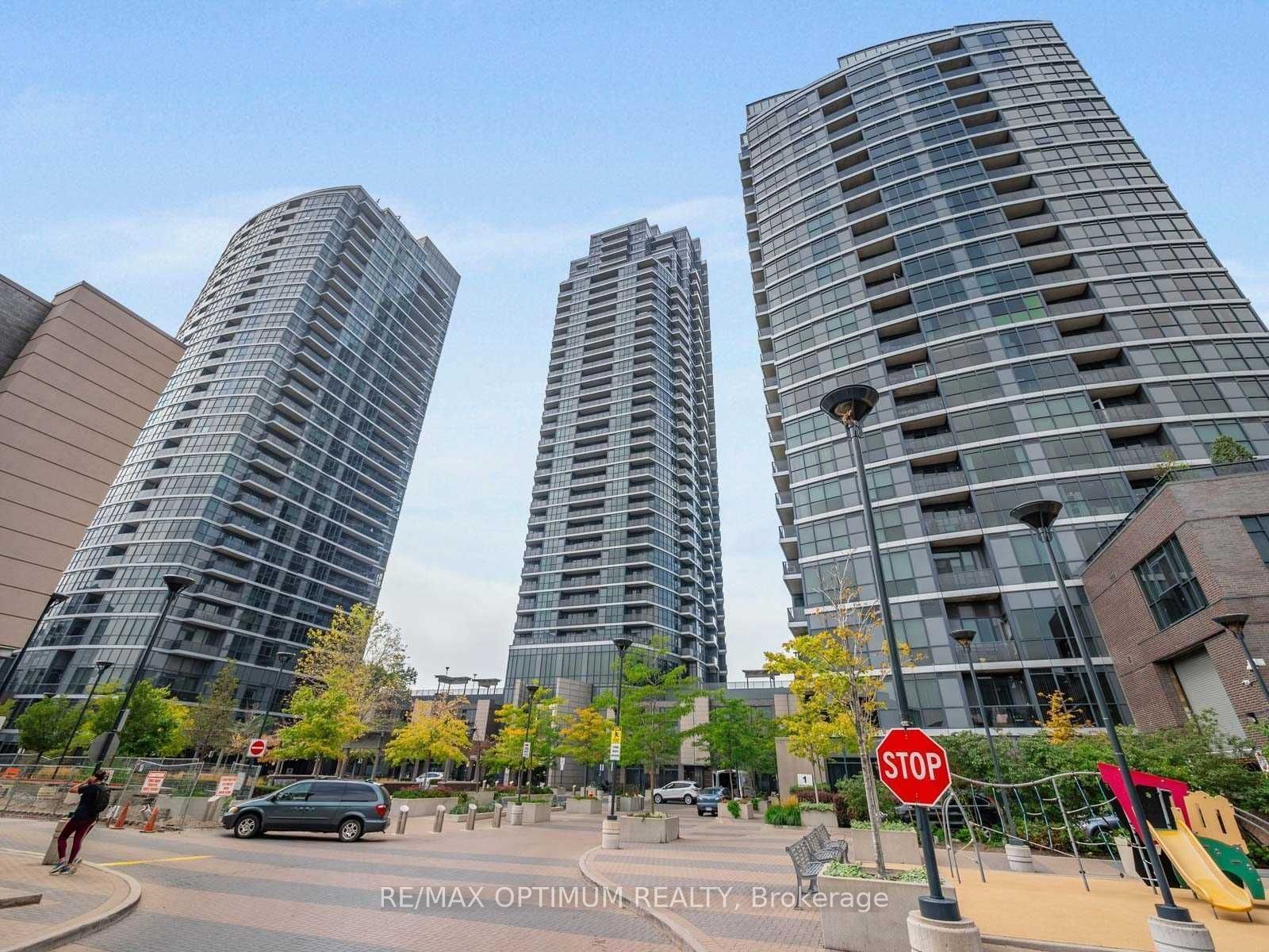 1 Valhalla Inn Road 1809, Toronto, ON M9B 1S9
