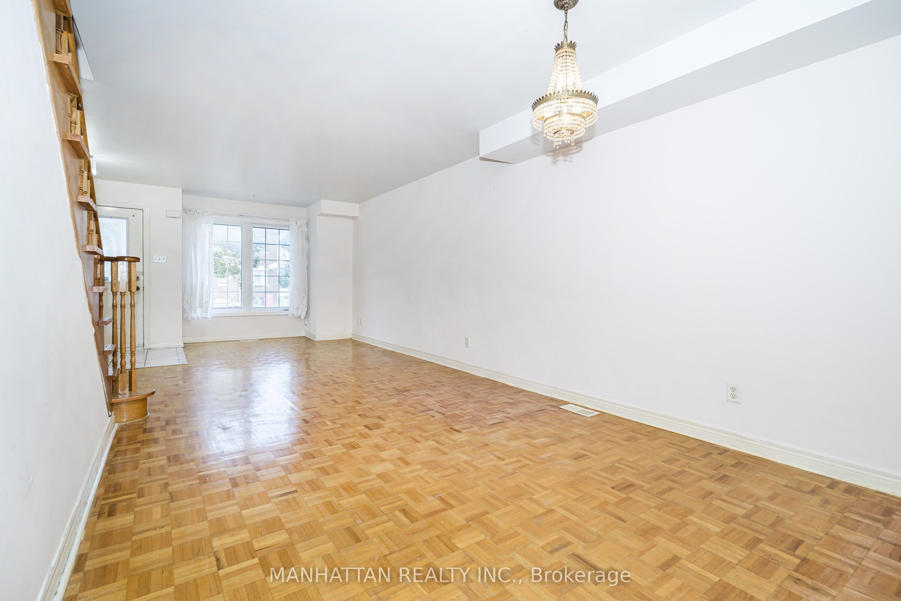 1220 Weston Road, Toronto, ON M6M 4P4 photo 3