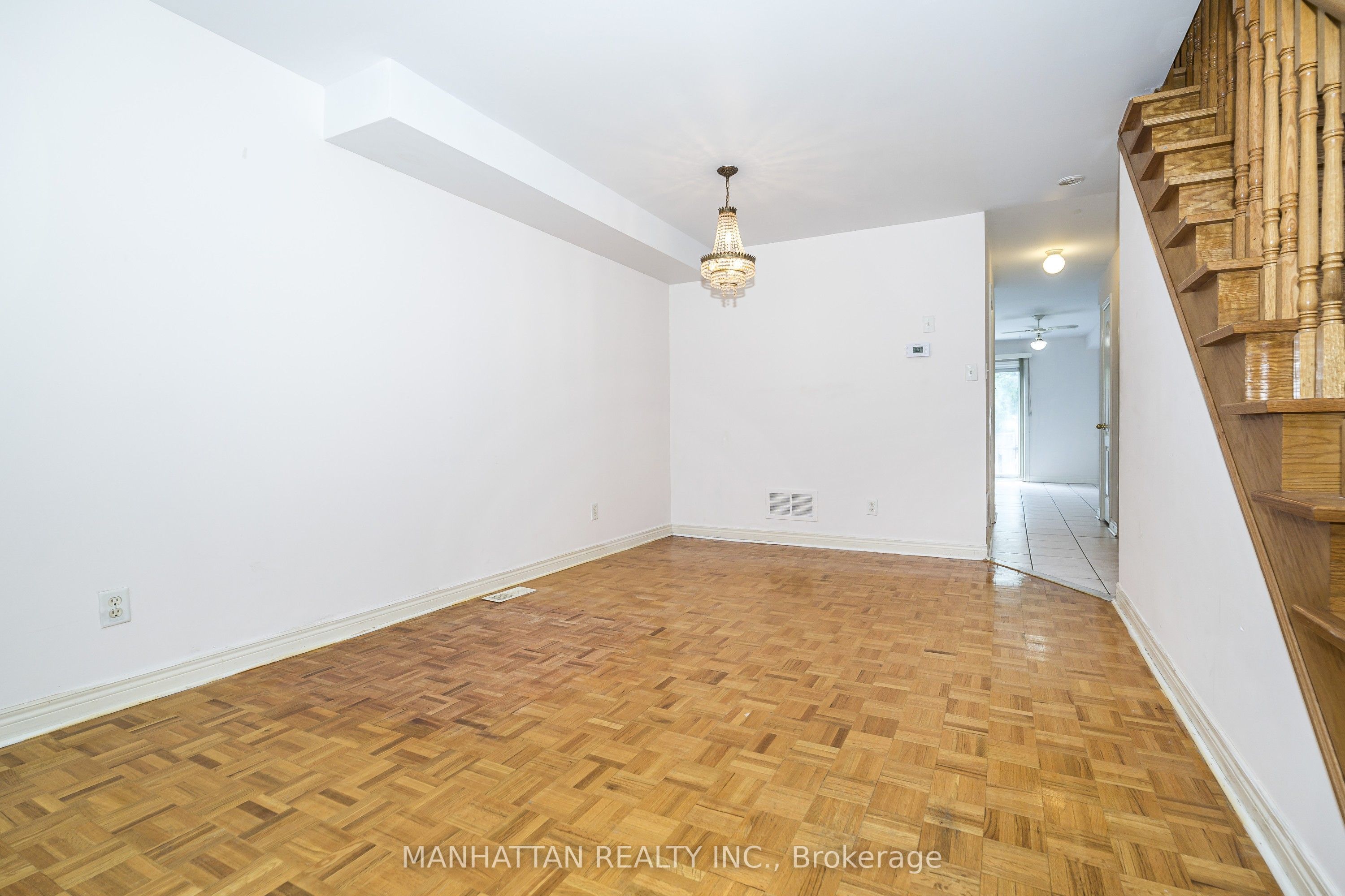 1220 Weston Road, Toronto, ON M6M 4P4 photo 5