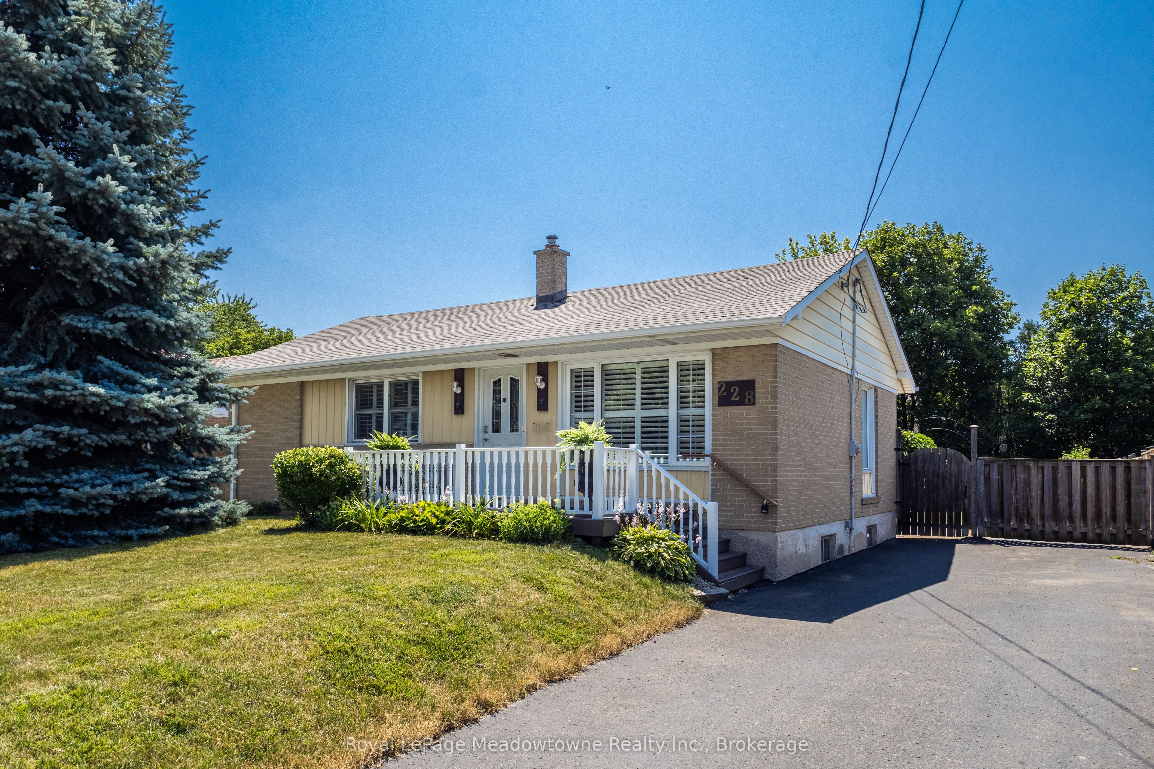 228 Bell Street, Milton, ON L9T 2A9 photo 3