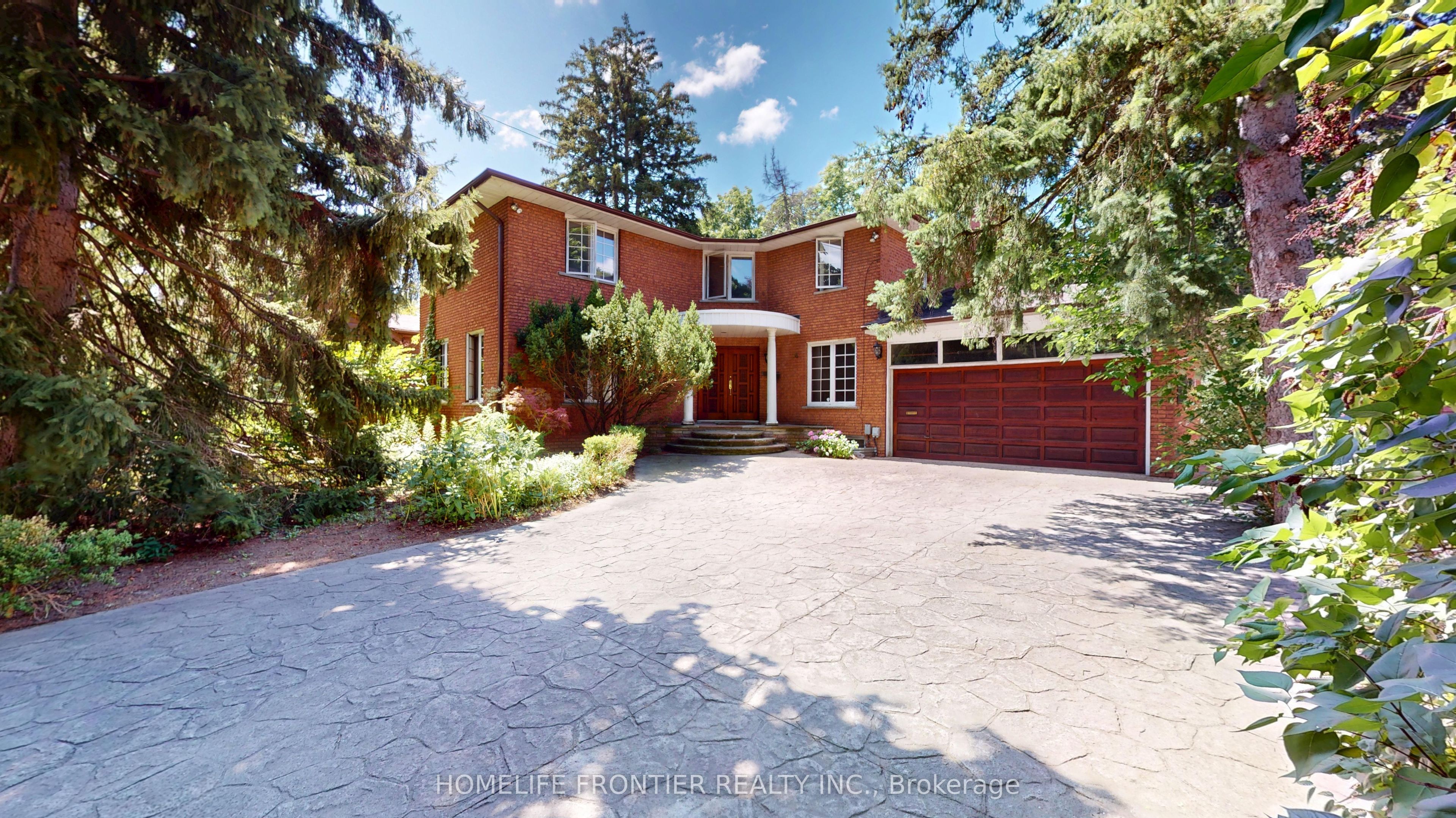 36 Riverdale Drive, Toronto, ON M9V 2T3