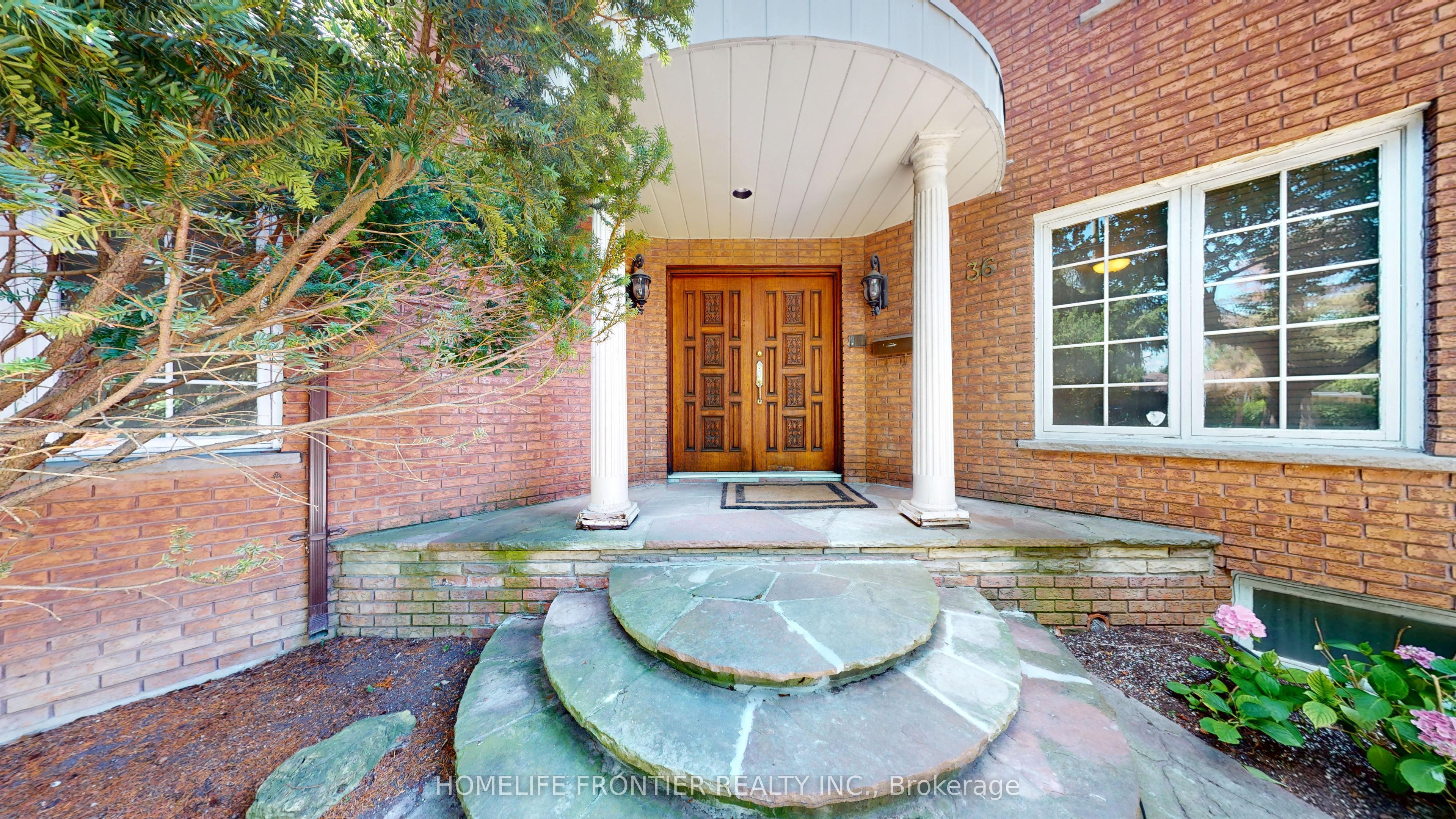 36 Riverdale Drive, Toronto, ON M9V 2T3 photo 4