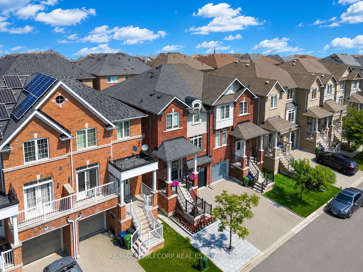 44 Lou Pomanti Street, Toronto, ON M9M 0C2 photo 4
