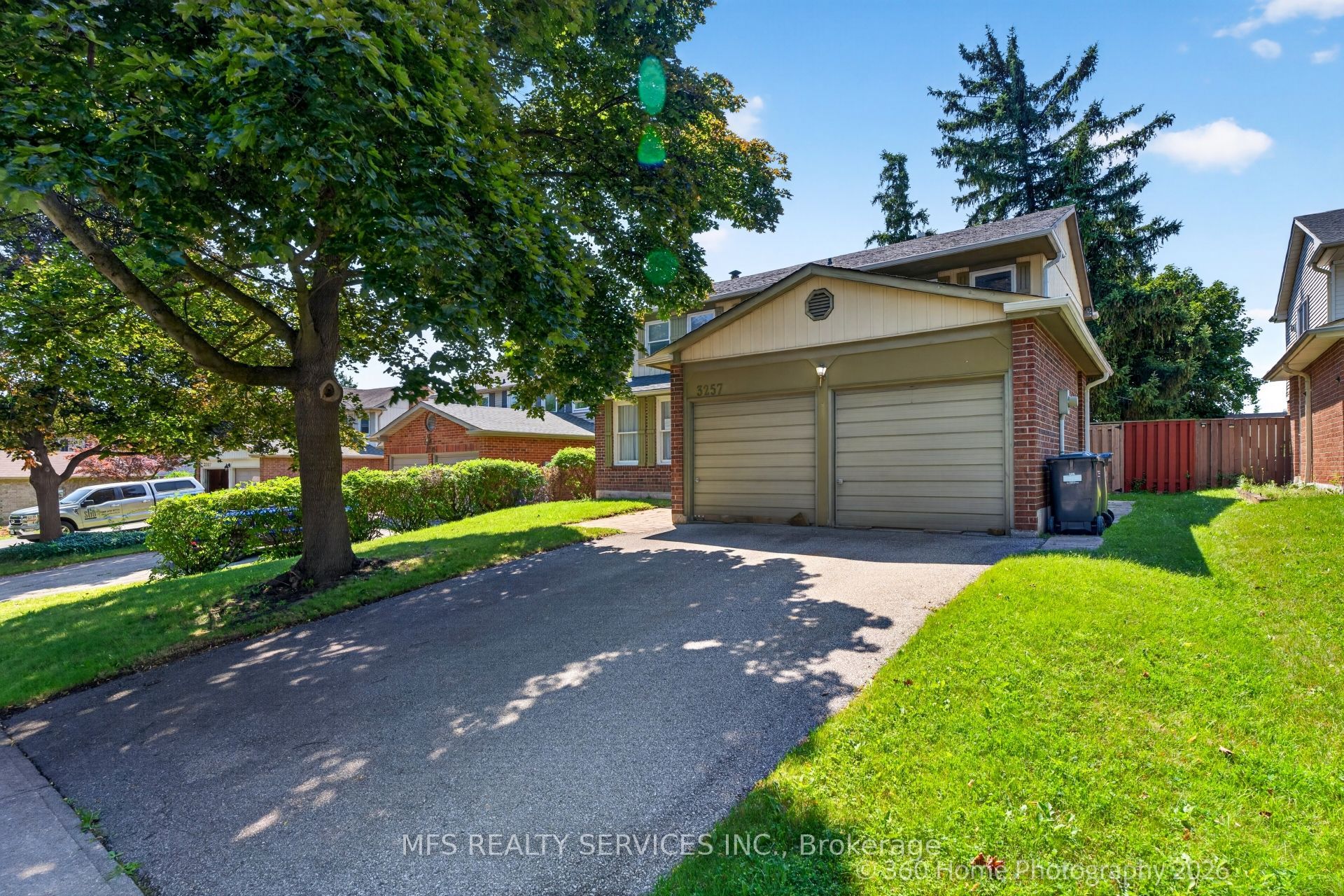 3257 Sir Johns Homestead, Mississauga, ON L5L 2N7 photo 2