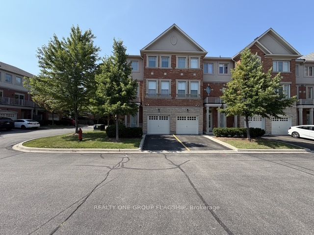 5710 Long Valley Road 17, Mississauga, ON L5M 0M1 photo 2