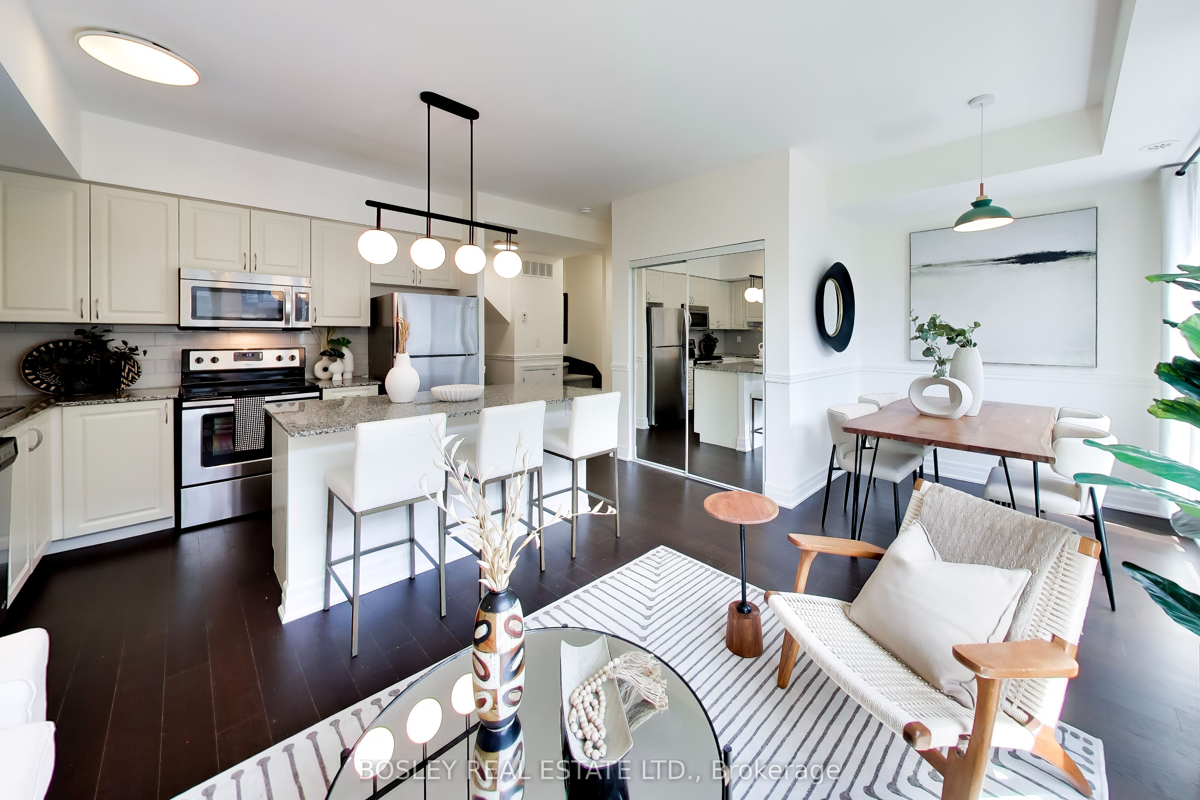 57 Macaulay Avenue 803, Toronto, ON M6P 3P5 photo 5