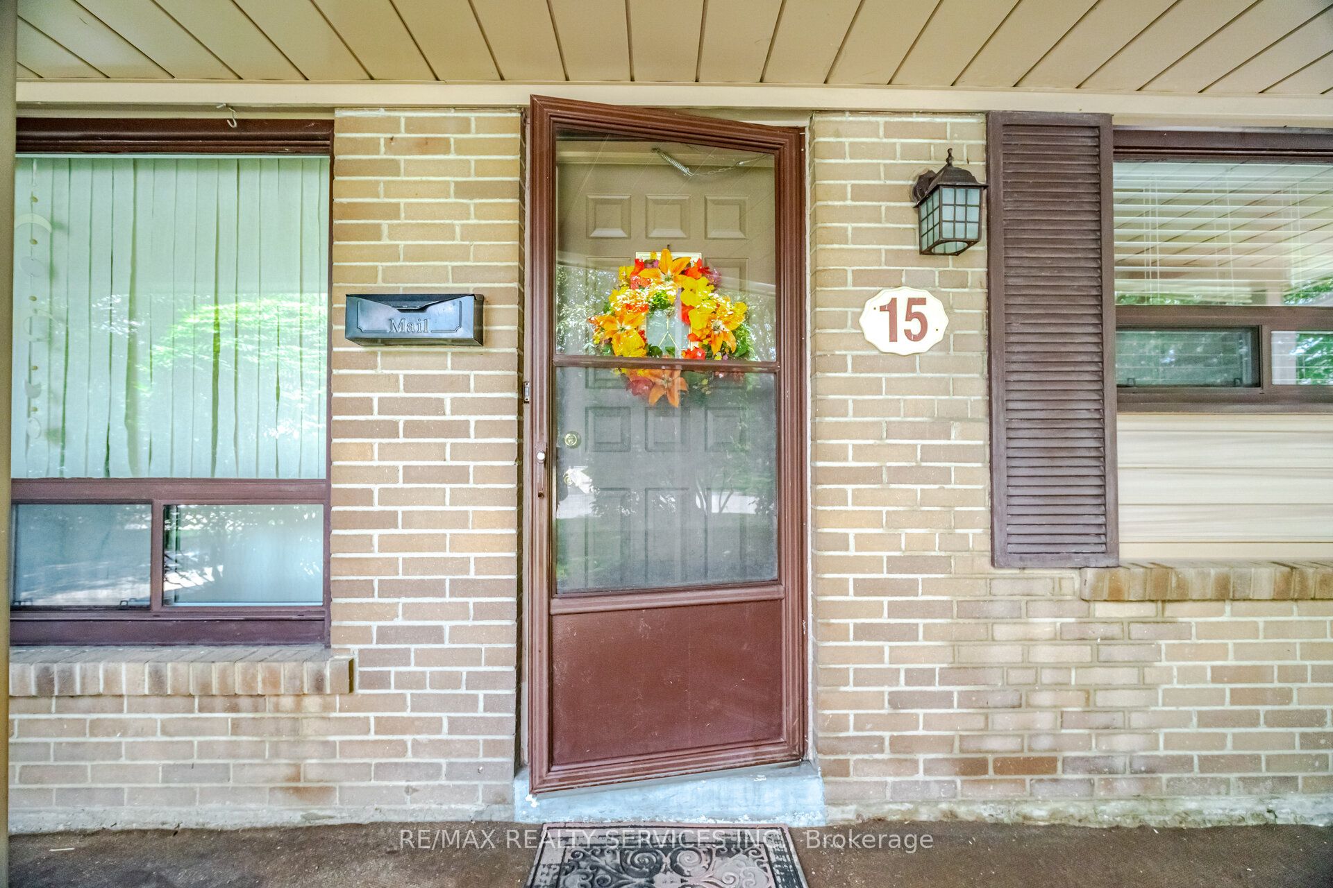 15 Ferndale Crescent, Brampton, ON L6Y 3V3 photo 5