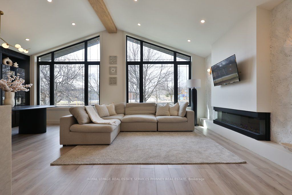 75 Rangoon Road, Toronto, ON M9C 4N8 photo 3